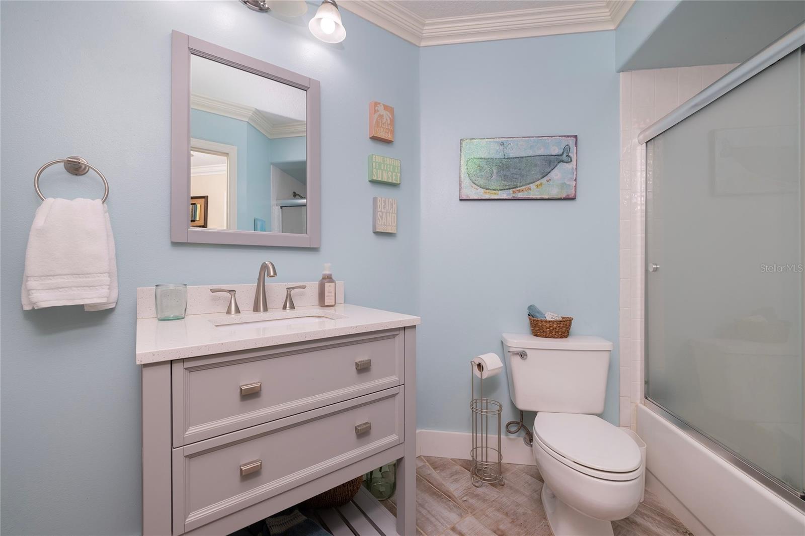 Listing photo id 33 for 1566 Huntleigh Court