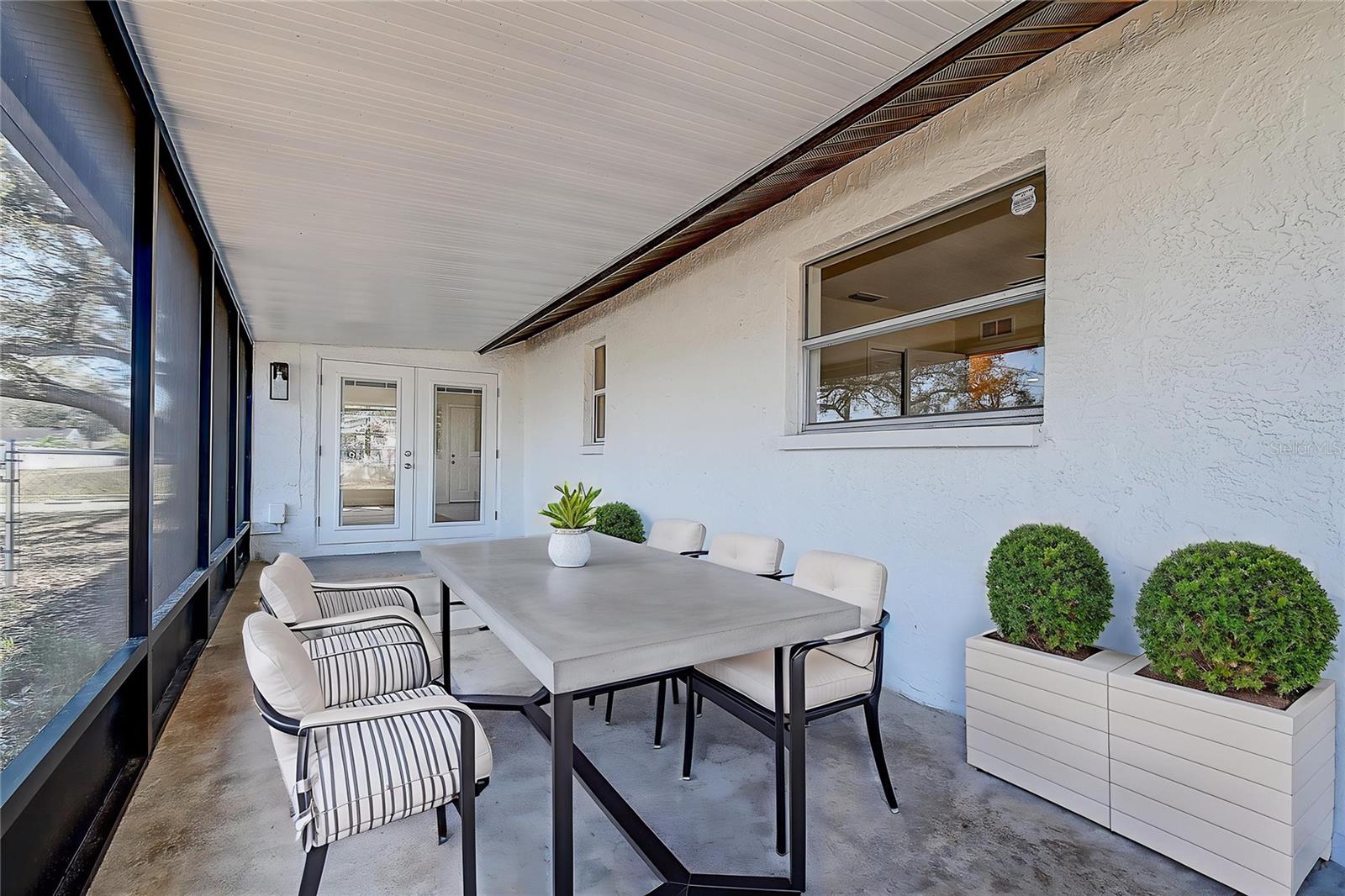 Image 21 of 33 For 6431 68th Avenue N