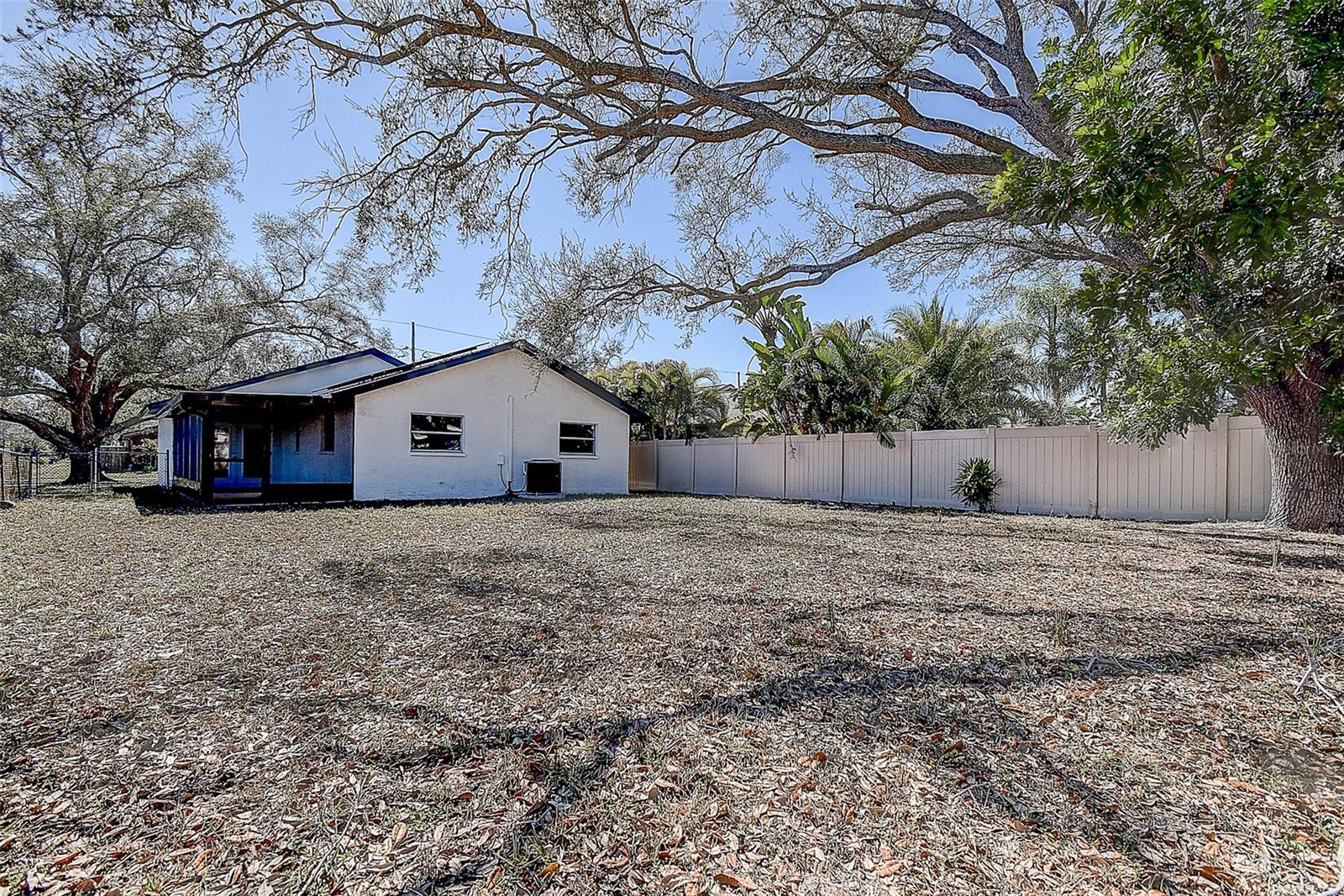 Image 24 of 33 For 6431 68th Avenue N