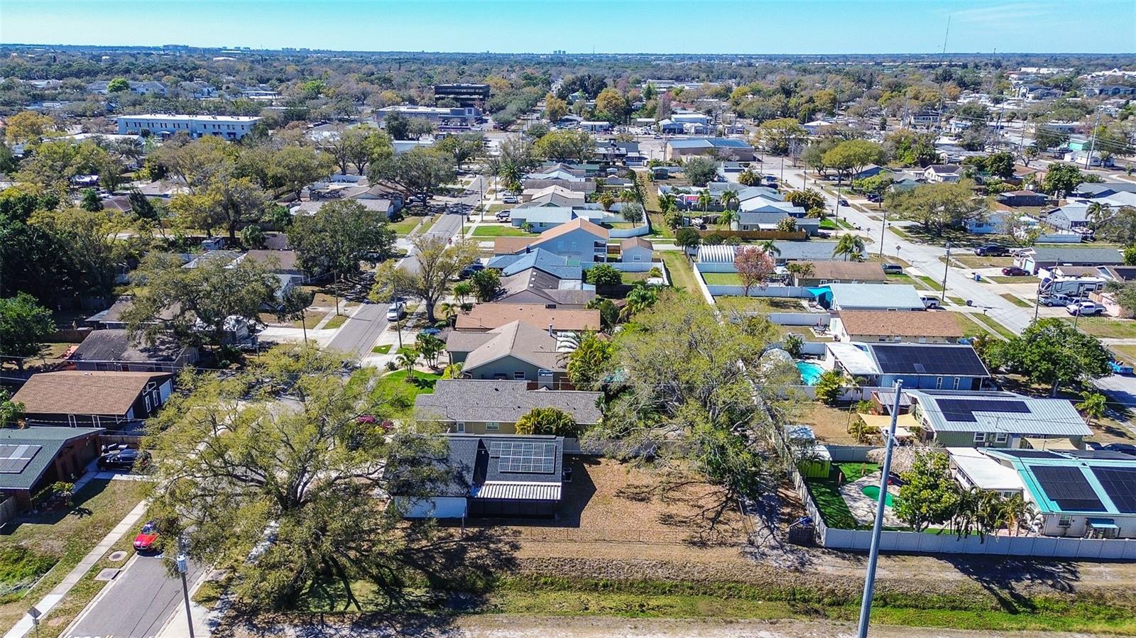 Image 29 of 33 For 6431 68th Avenue N