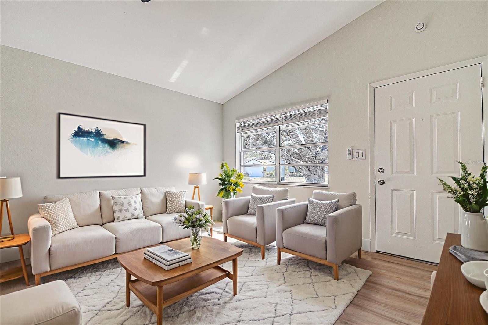 Image 9 of 33 For 6431 68th Avenue N