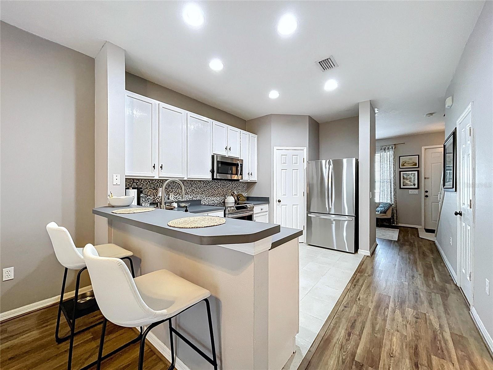 Image 10 of 31 For 12711 Sunland Court