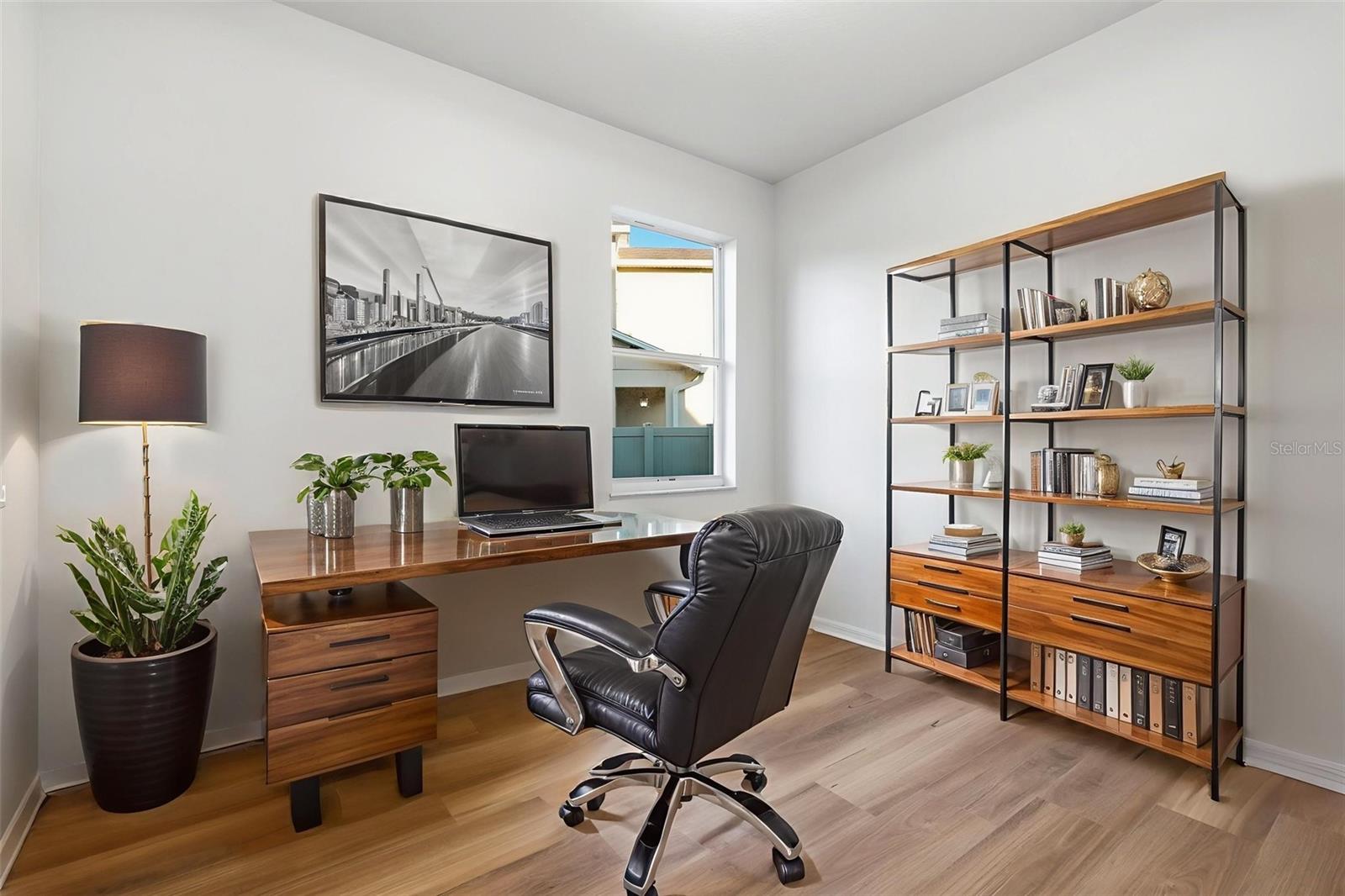 Image 31 of 63 For 13941 Lugano Court