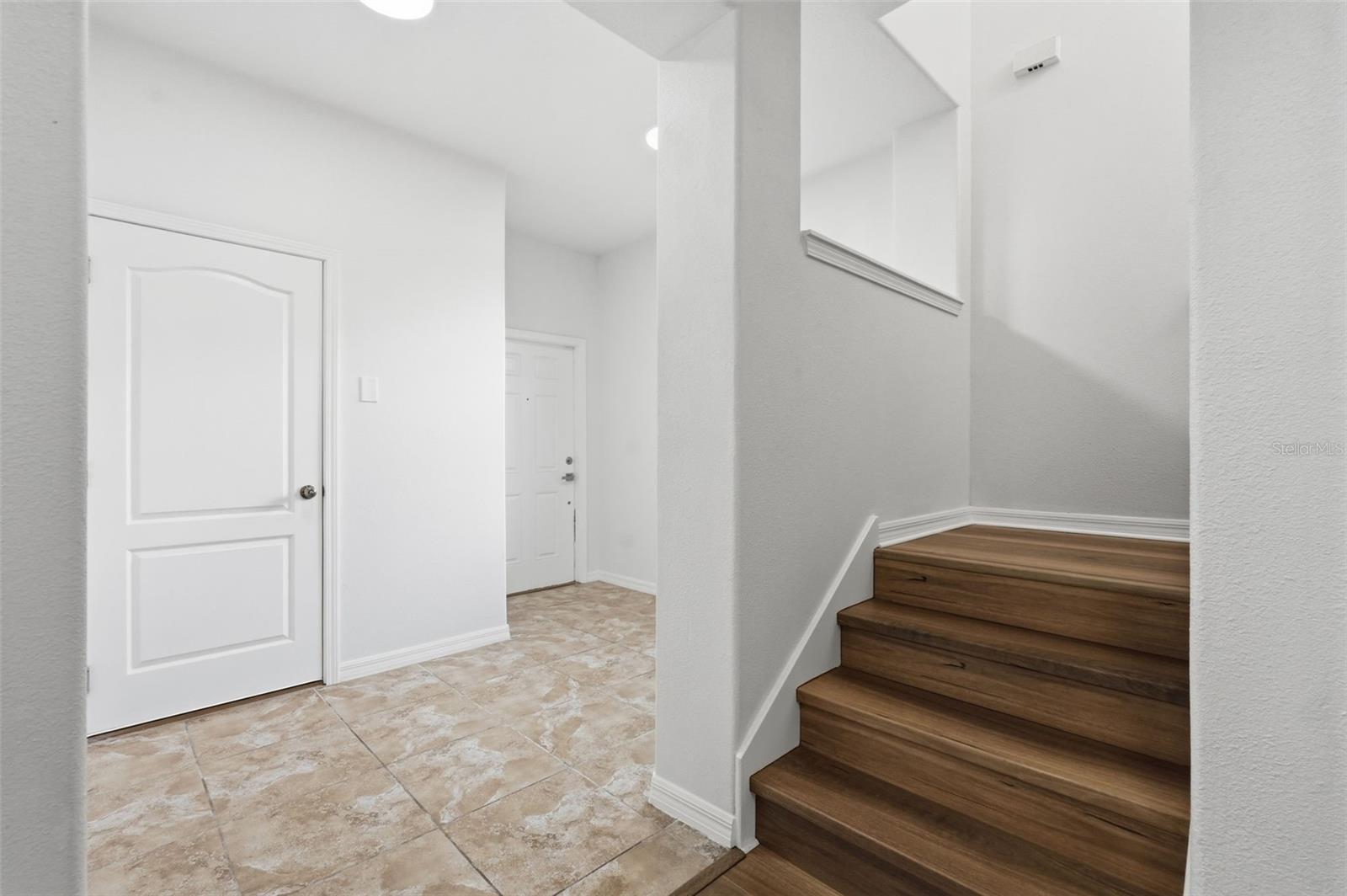 Image 35 of 63 For 13941 Lugano Court