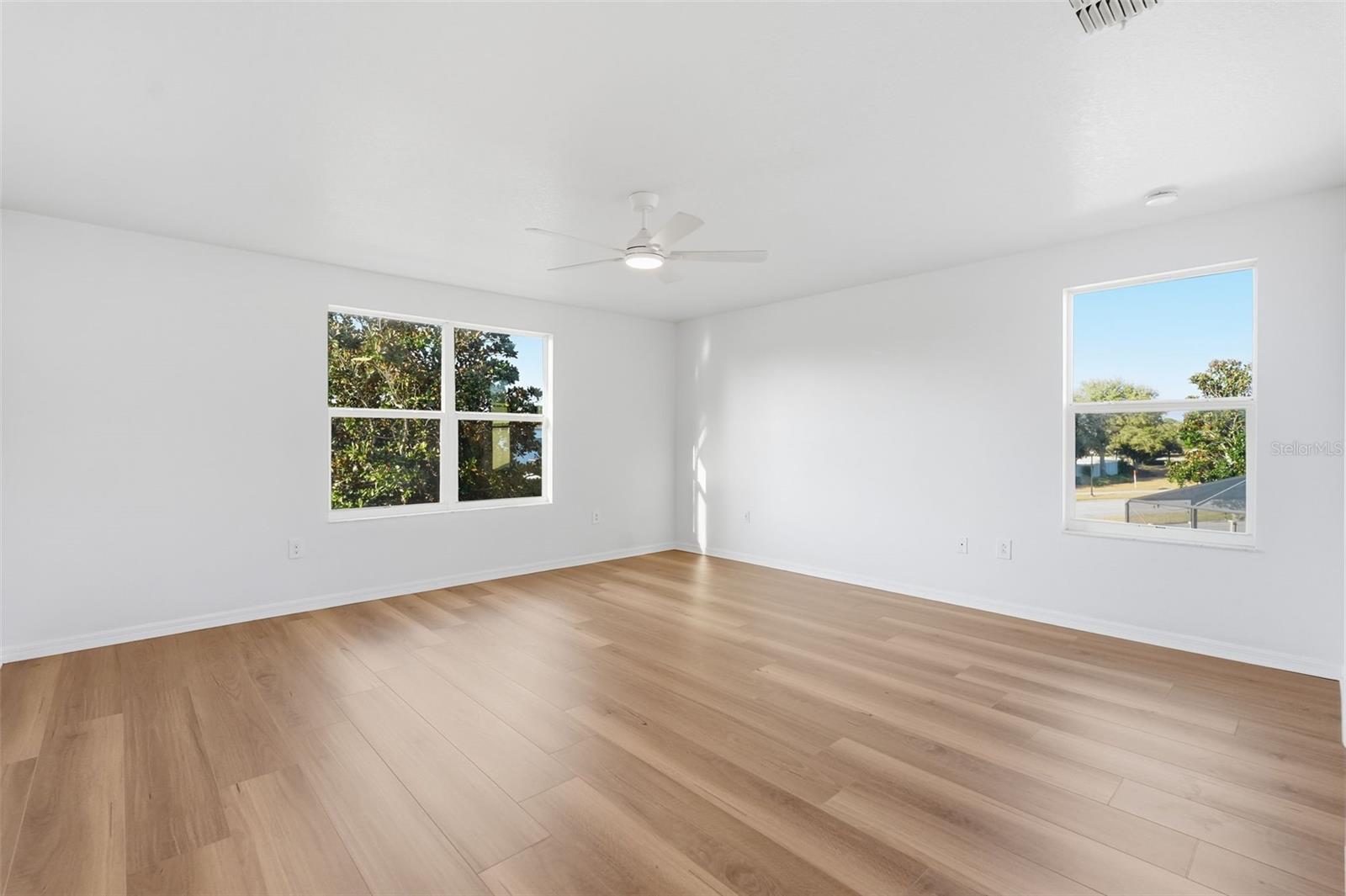 Image 4 of 63 For 13941 Lugano Court