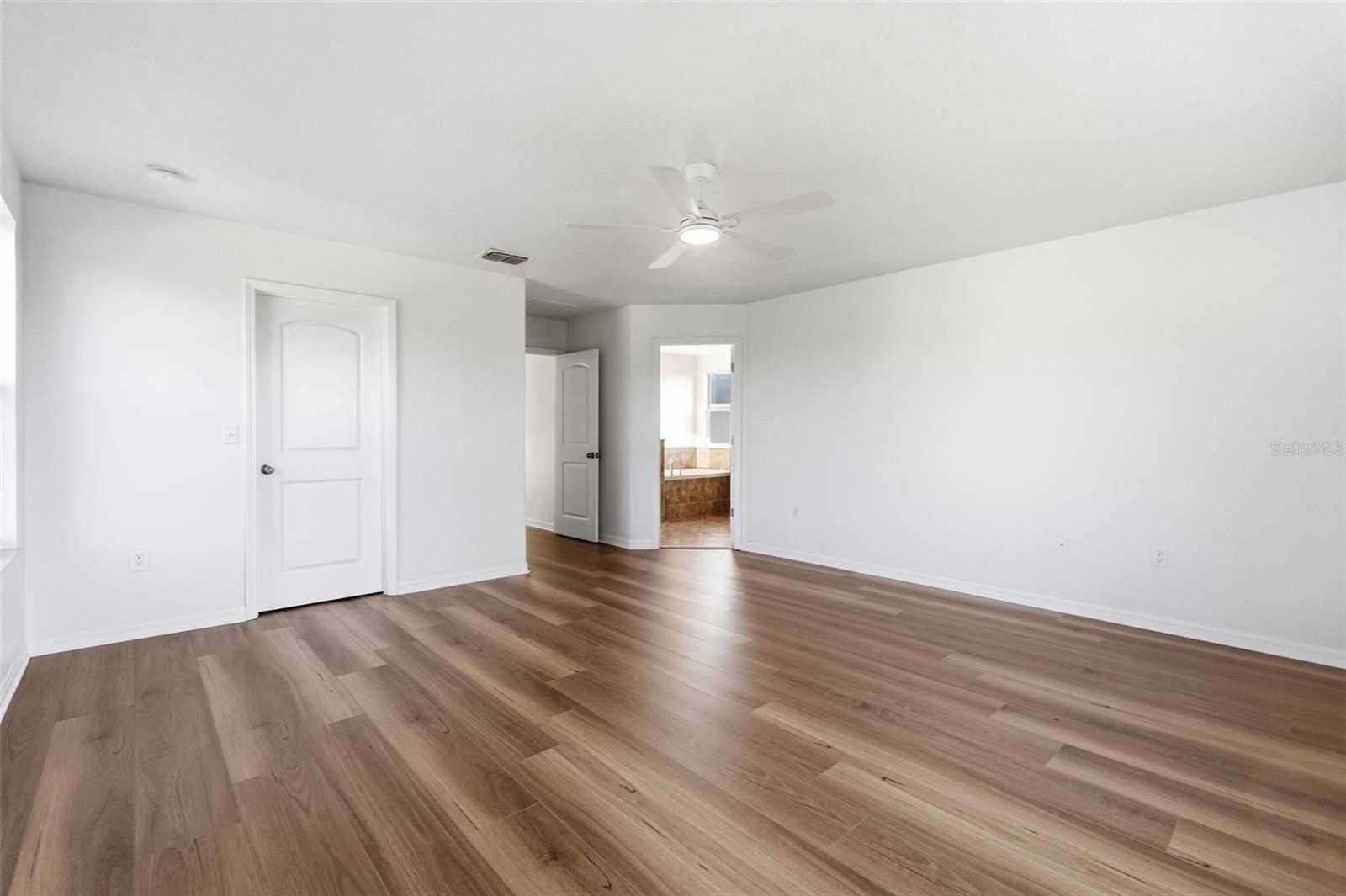 Image 5 of 63 For 13941 Lugano Court