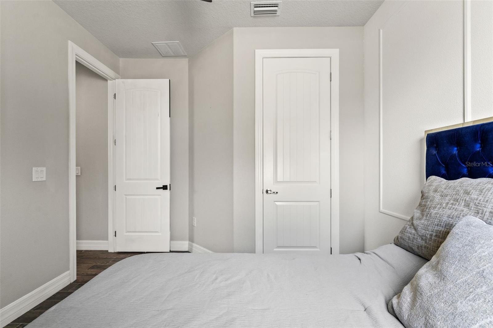 Image 39 of 68 For 8184 Olive Brook Drive