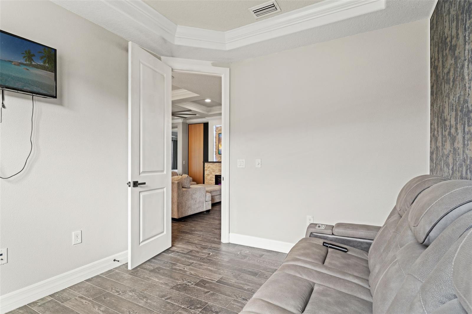 Image 46 of 68 For 8184 Olive Brook Drive