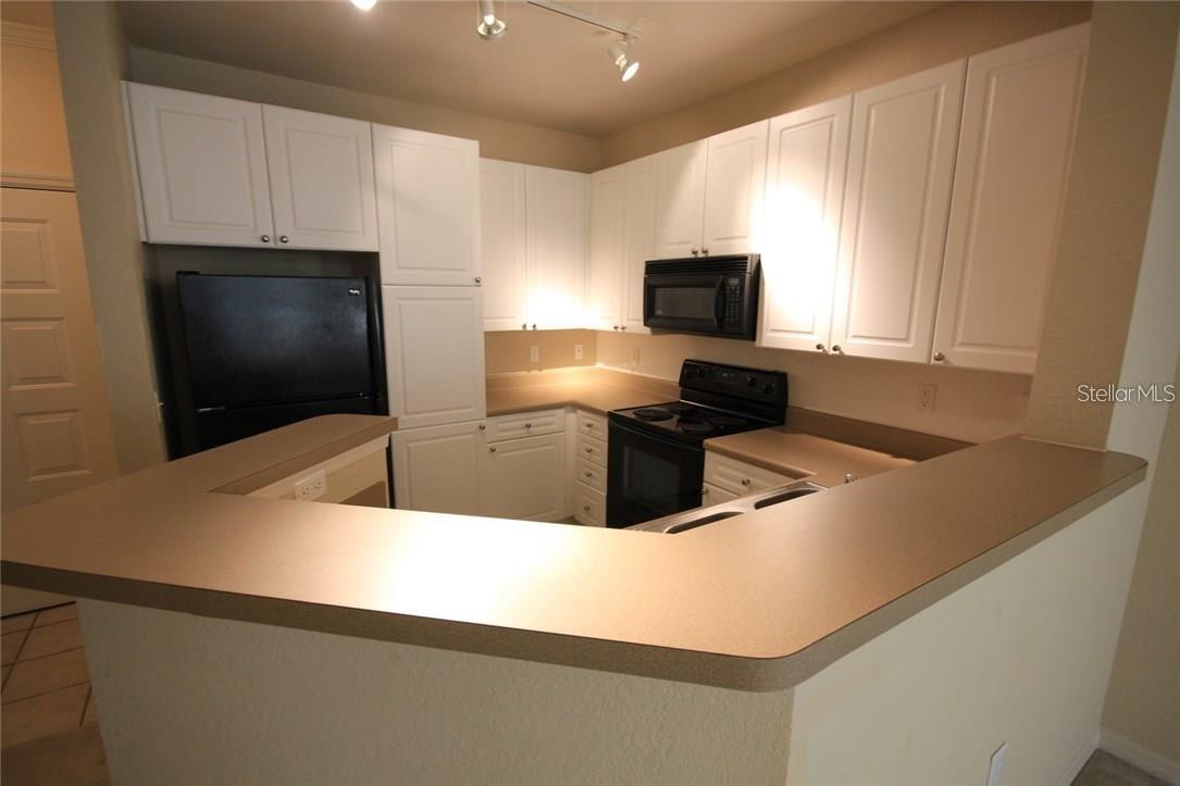 Image 4 of 12 For 4221 Spruce Street 1231