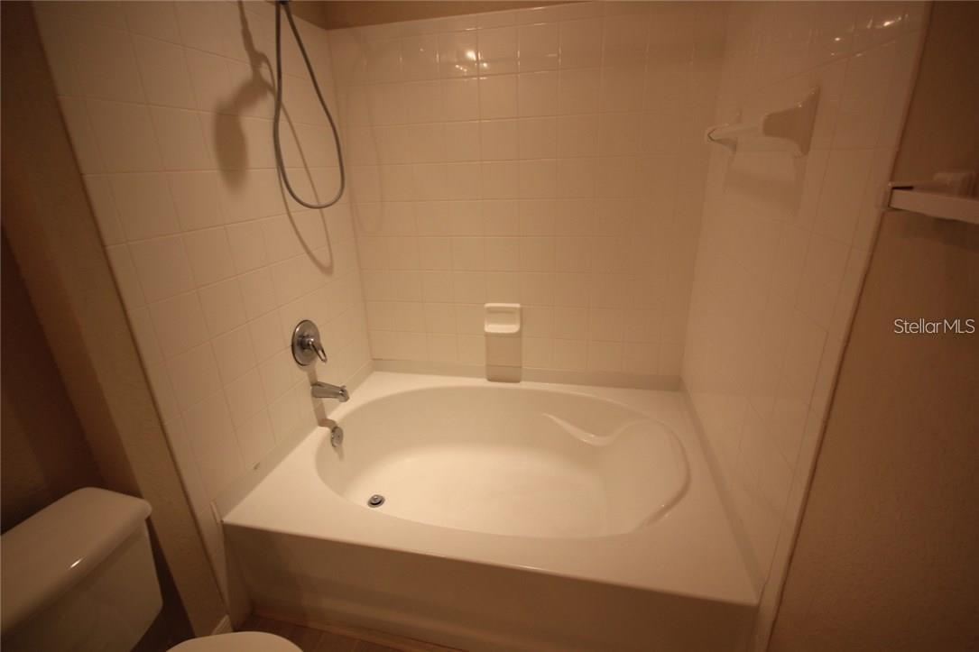 Image 9 of 12 For 4221 Spruce Street 1231