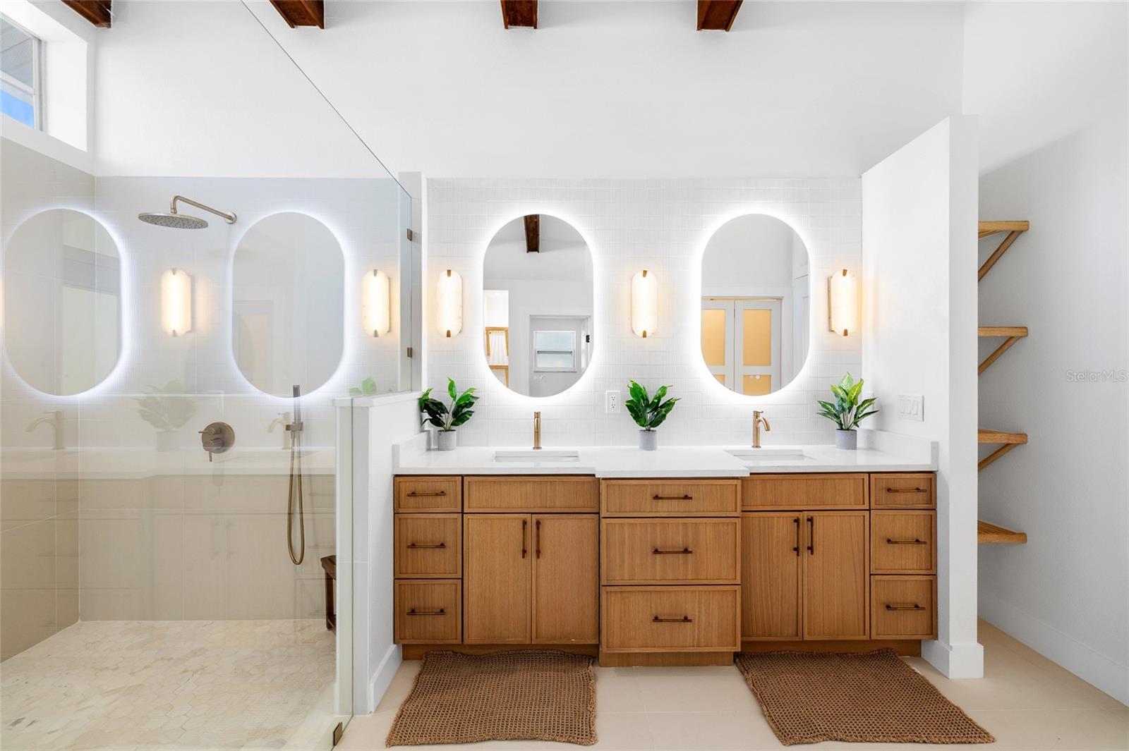 Image 29 of 78 For 512 Crystal Grove Boulevard