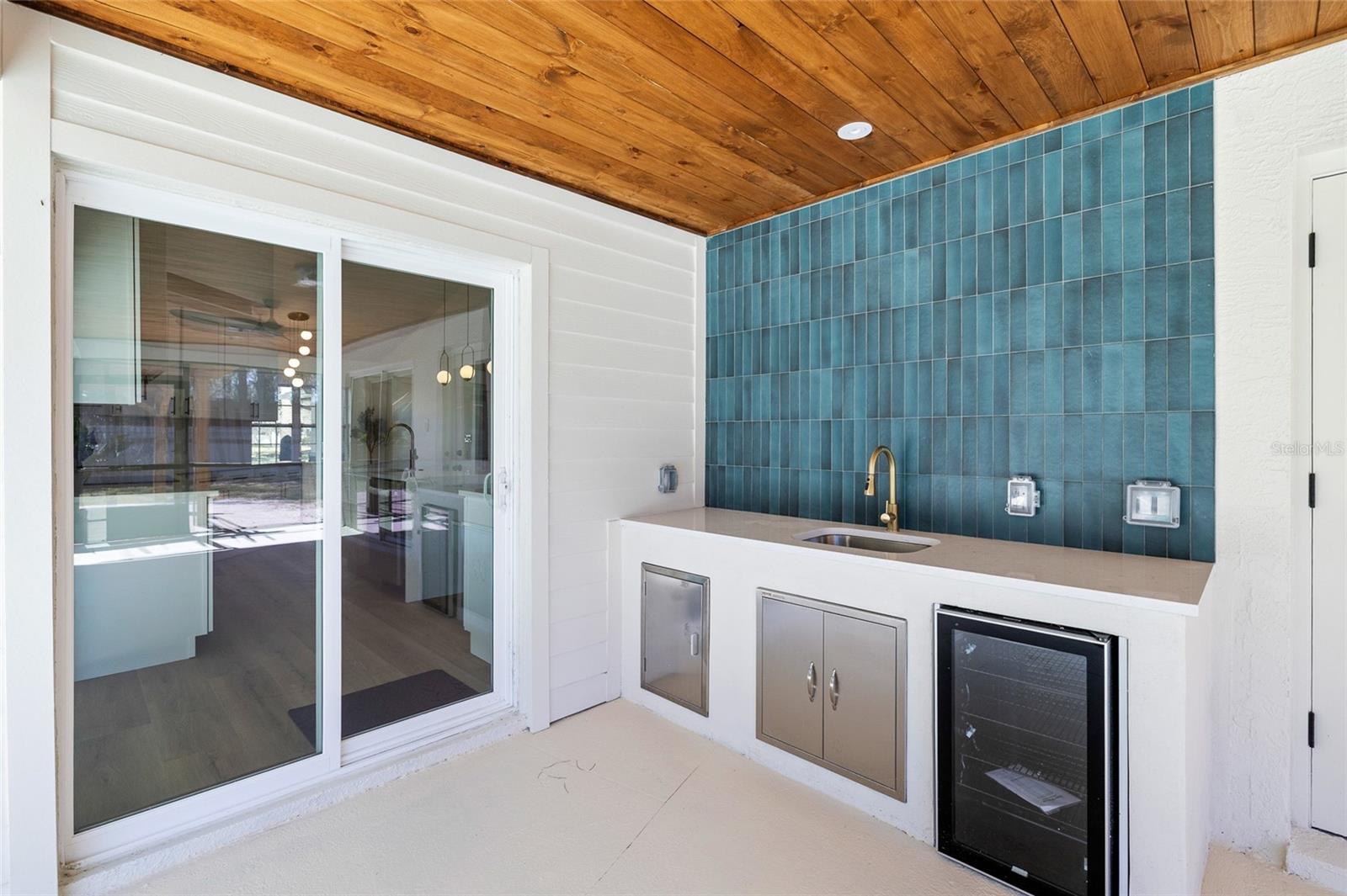 Image 49 of 78 For 512 Crystal Grove Boulevard