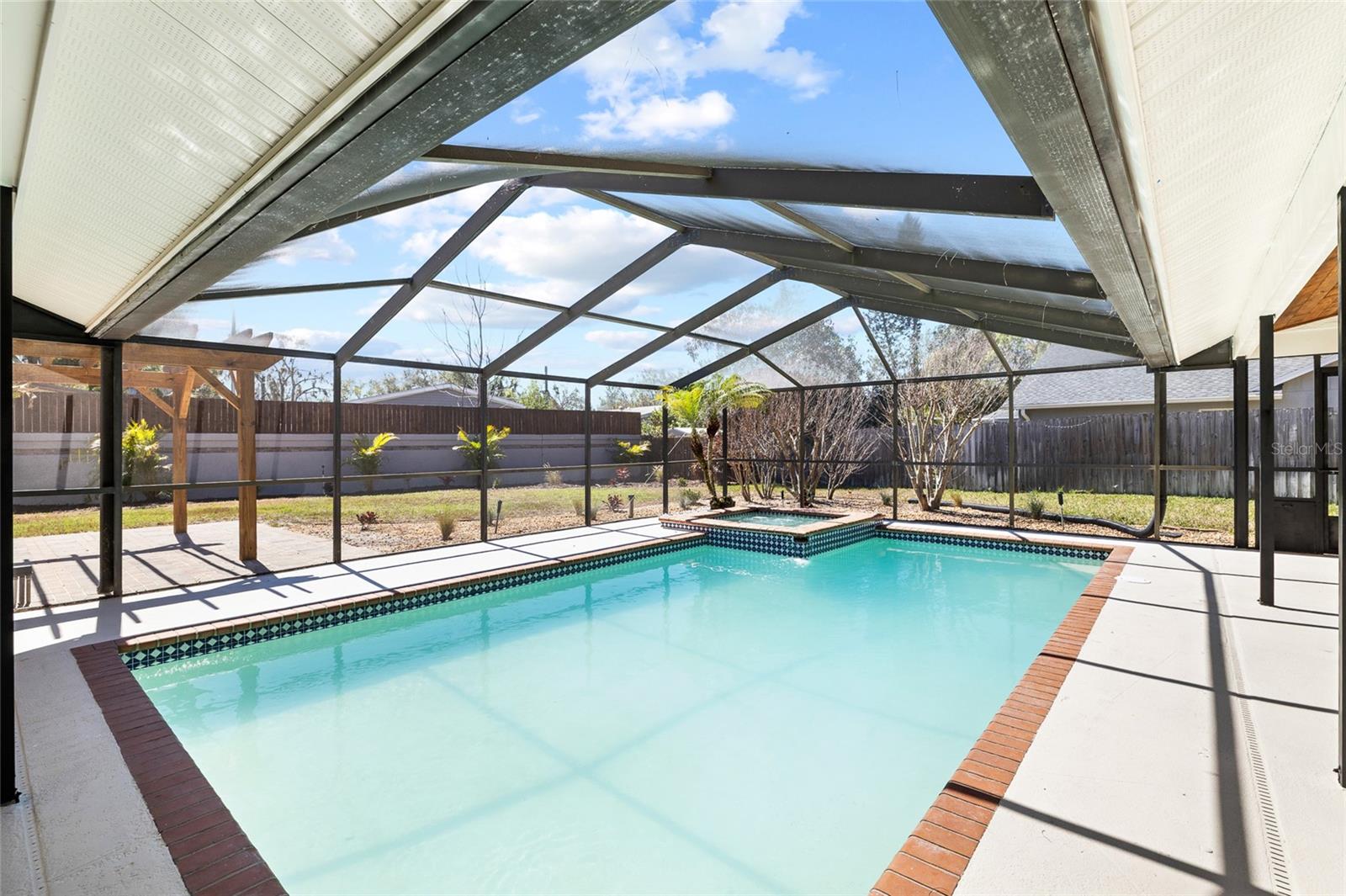 Image 54 of 78 For 512 Crystal Grove Boulevard