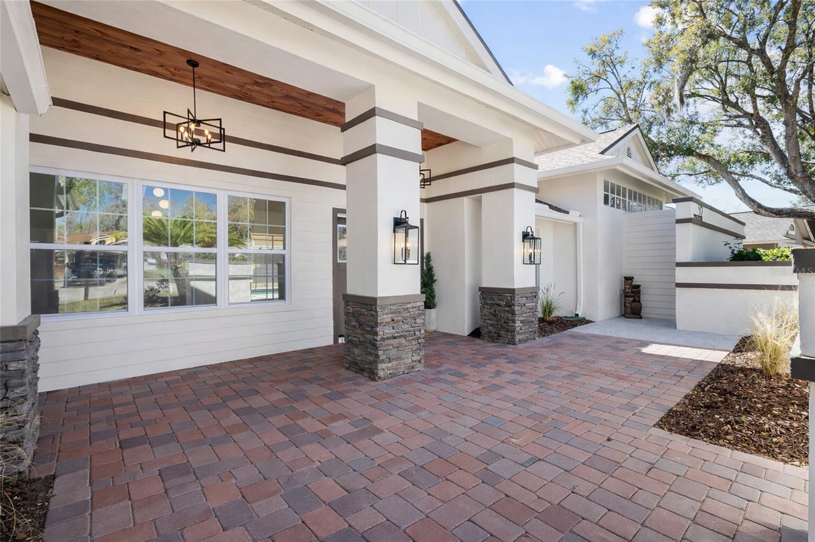 Image 6 of 78 For 512 Crystal Grove Boulevard