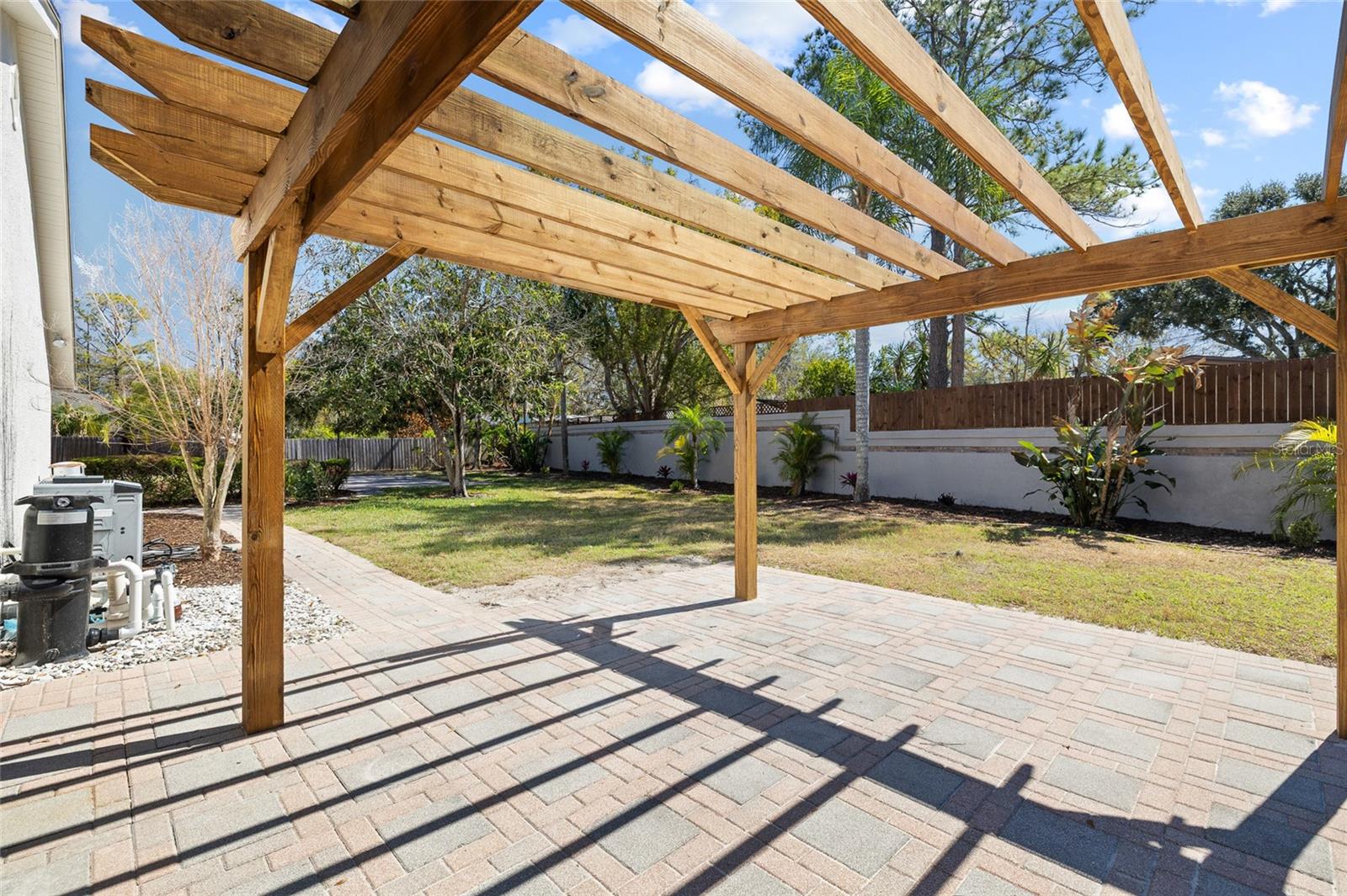 Image 65 of 78 For 512 Crystal Grove Boulevard