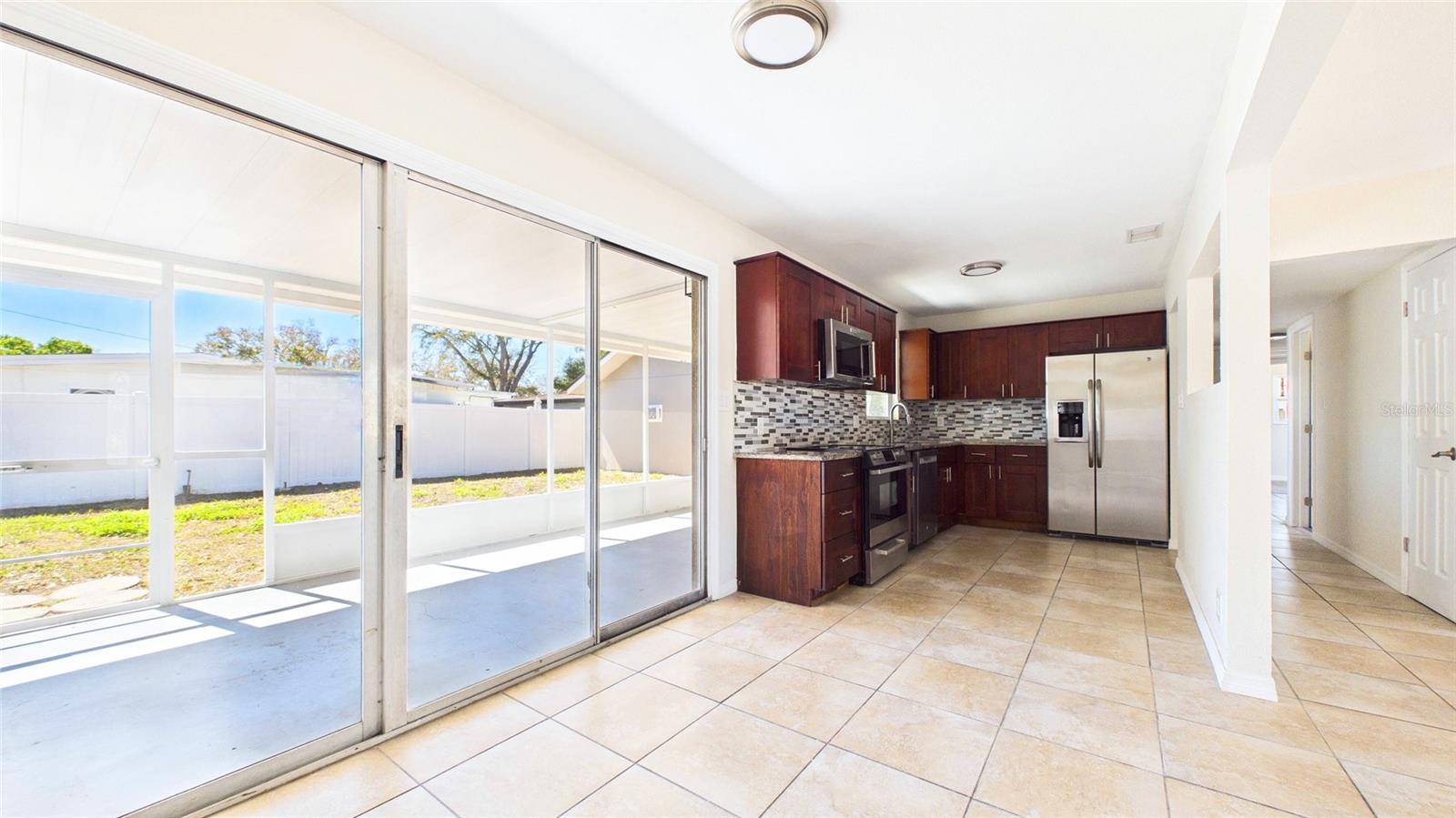 Image 12 of 48 For 4418 Fairview Heights