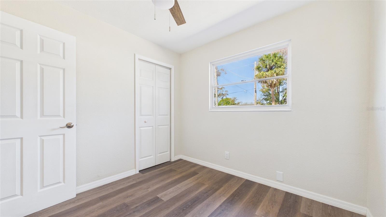 Image 32 of 48 For 4418 Fairview Heights