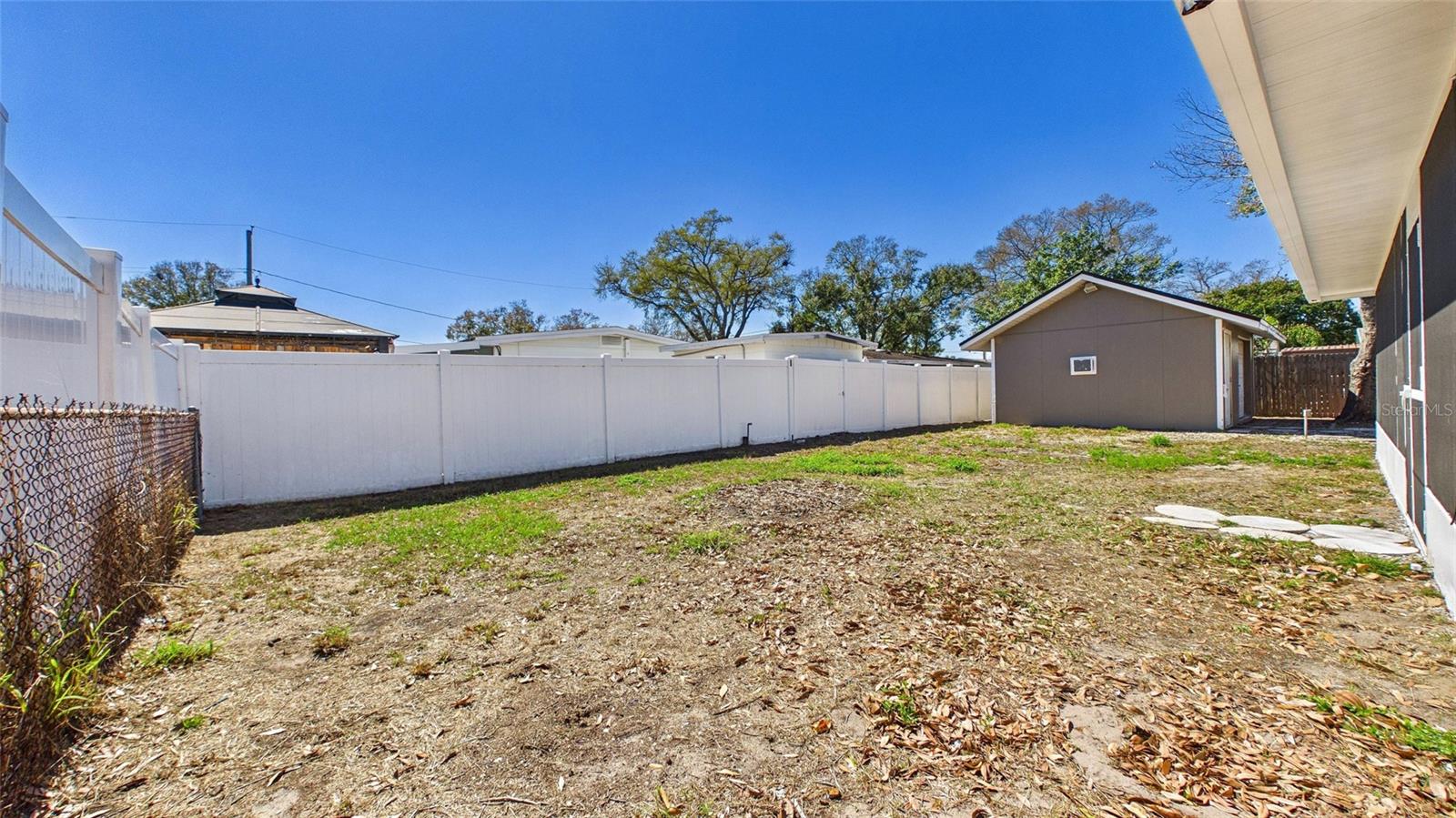 Image 36 of 48 For 4418 Fairview Heights