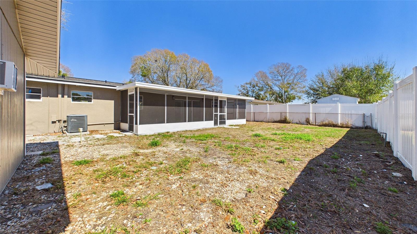 Image 39 of 48 For 4418 Fairview Heights