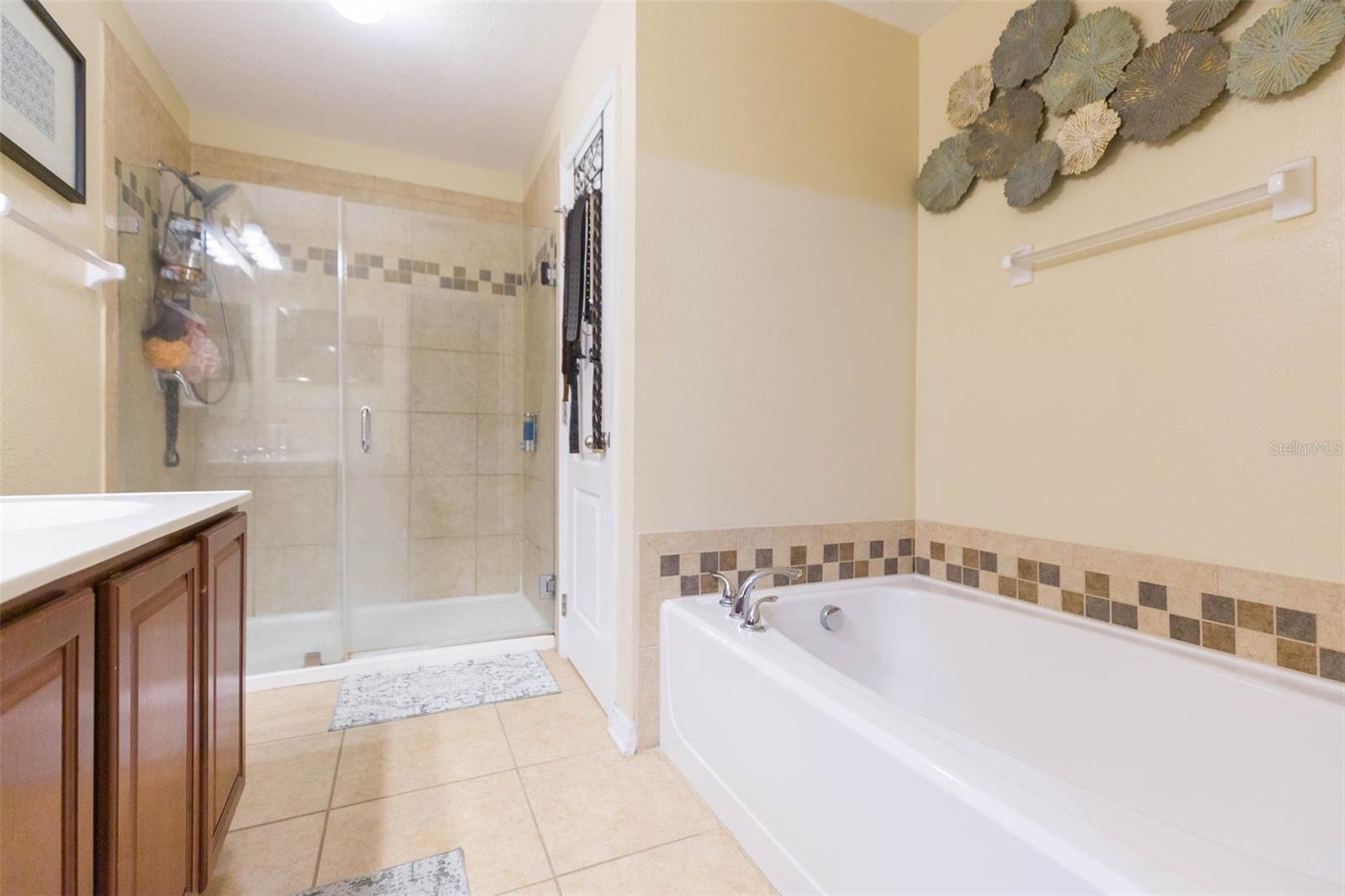 Image 37 of 52 For 13330 Waterford Castle Drive