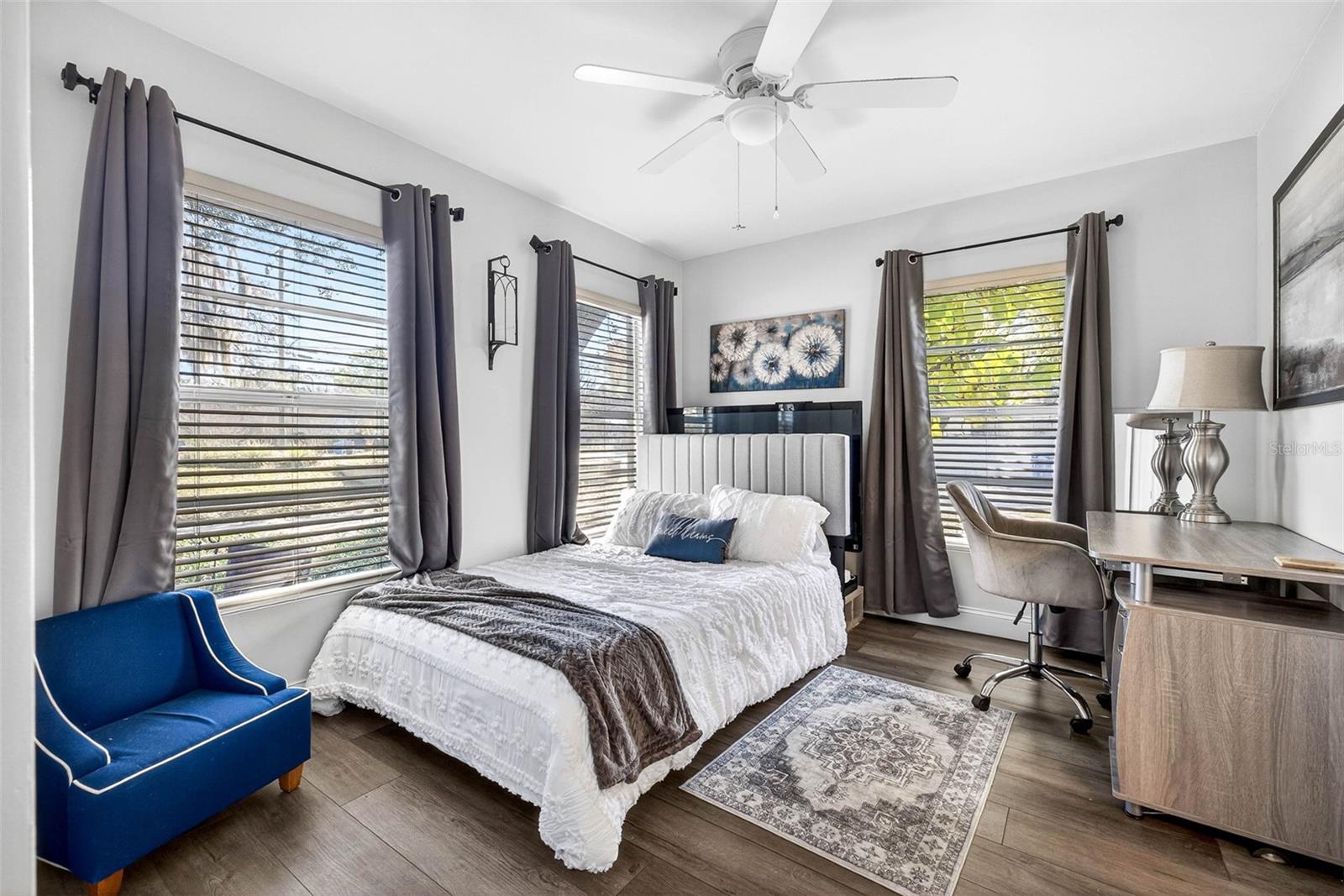 Image 27 of 38 For 12322 Rome Avenue