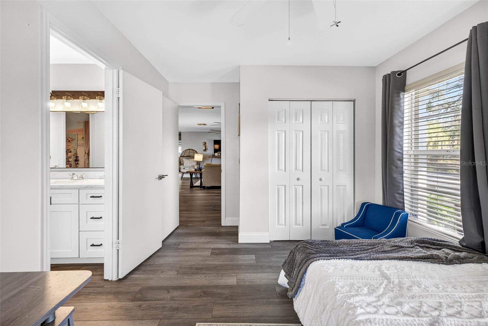 Image 28 of 38 For 12322 Rome Avenue