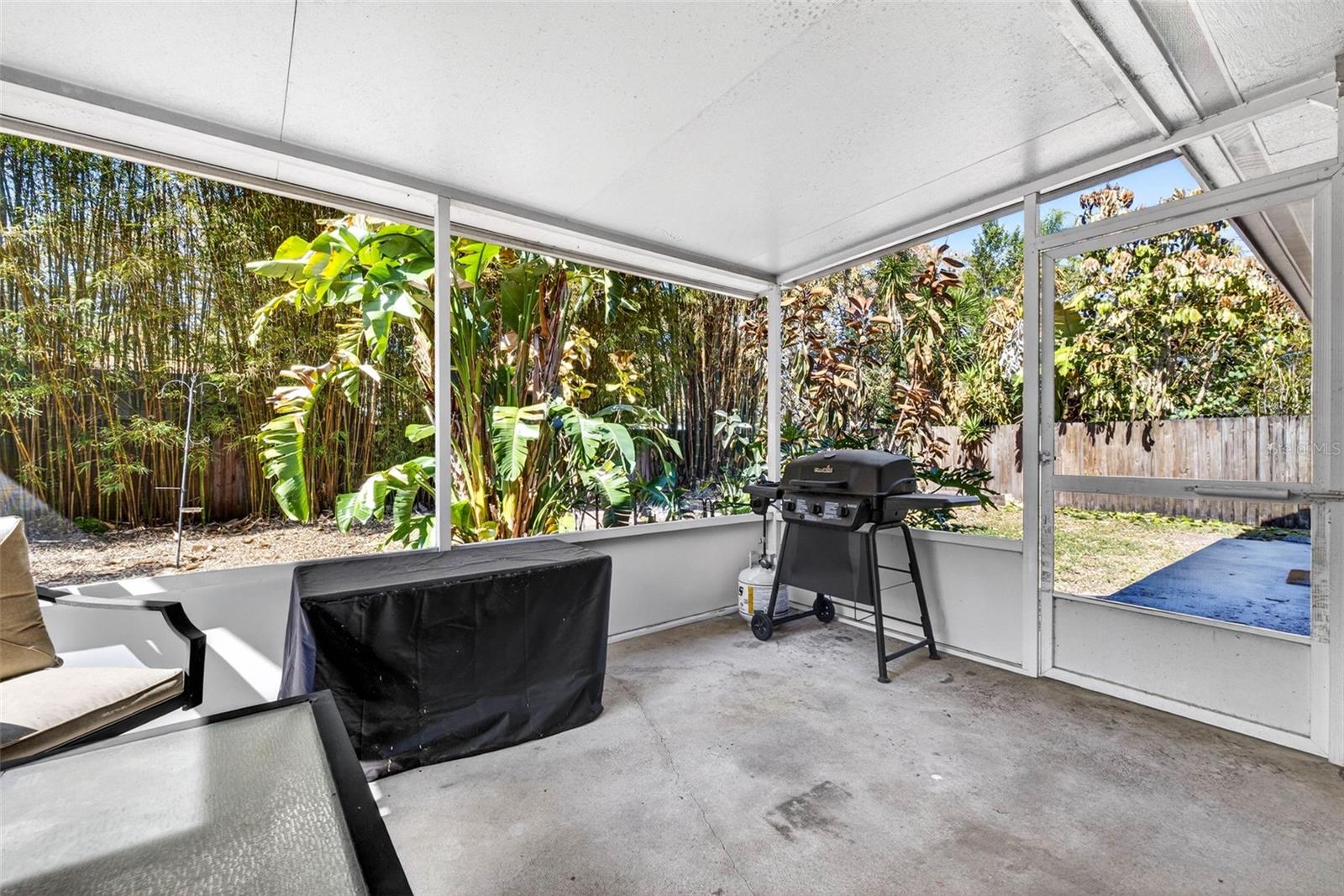 Image 32 of 38 For 12322 Rome Avenue