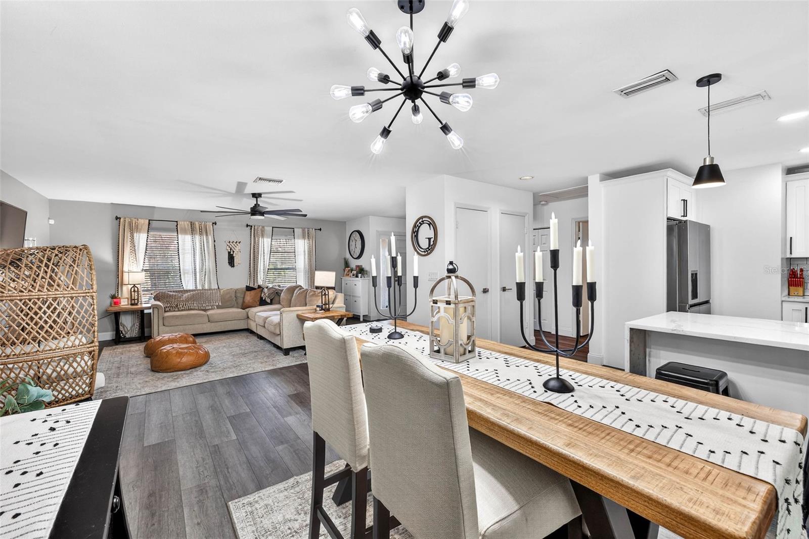 Image 4 of 38 For 12322 Rome Avenue