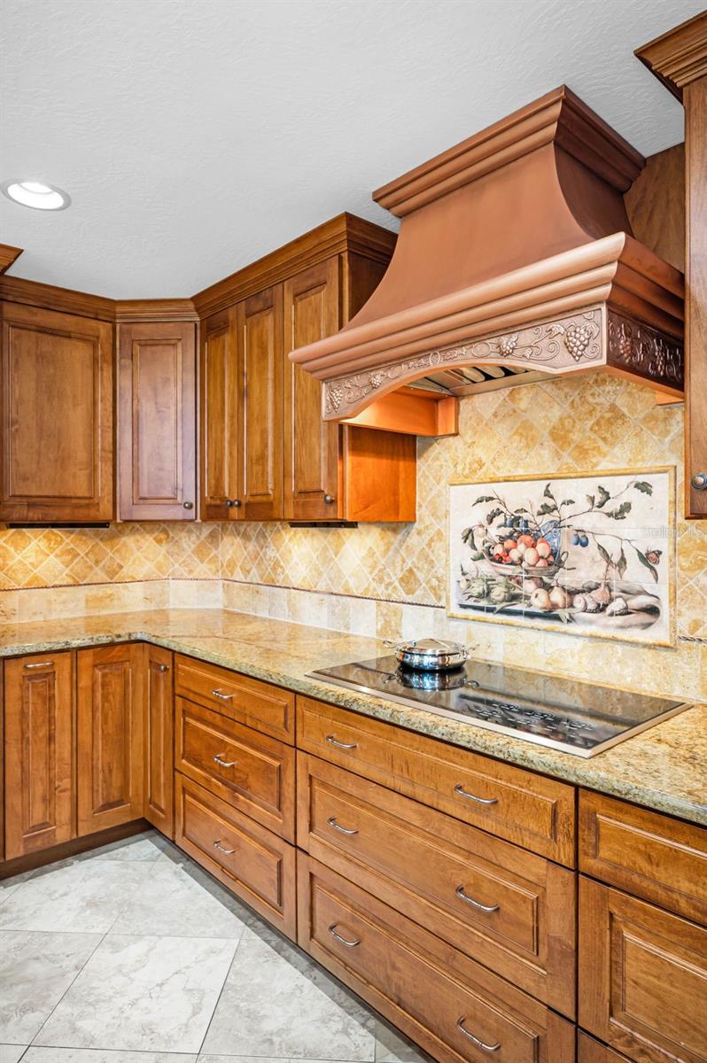 Listing photo id 18 for 1944 Levine Lane