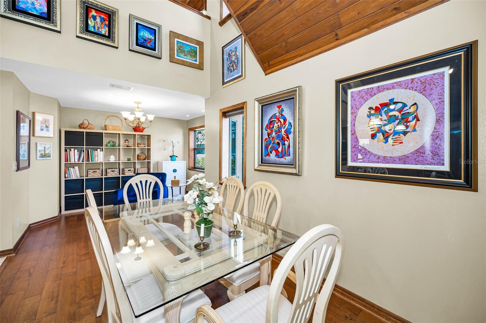 Listing photo id 32 for 1944 Levine Lane