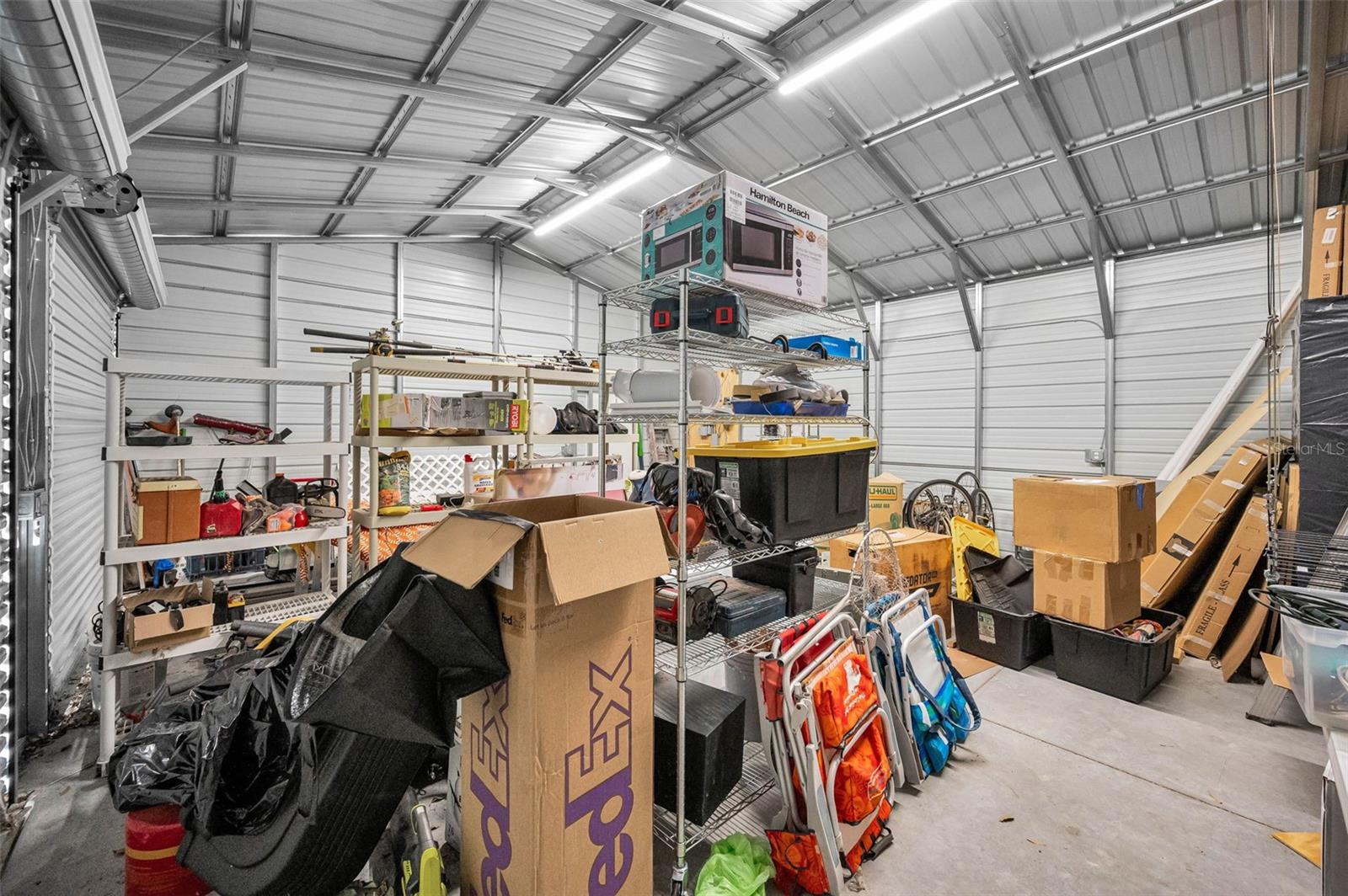 Listing photo id 91 for 1944 Levine Lane