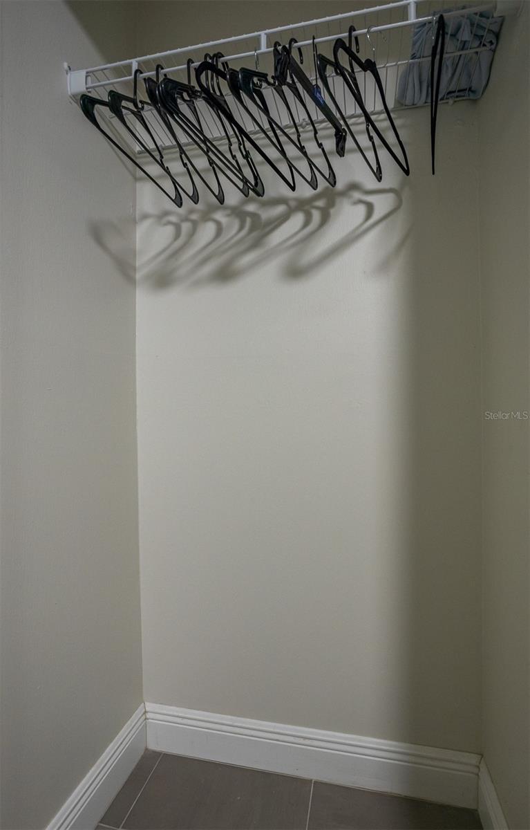 Image 24 of 38 For 806 Chadsworth Avenue