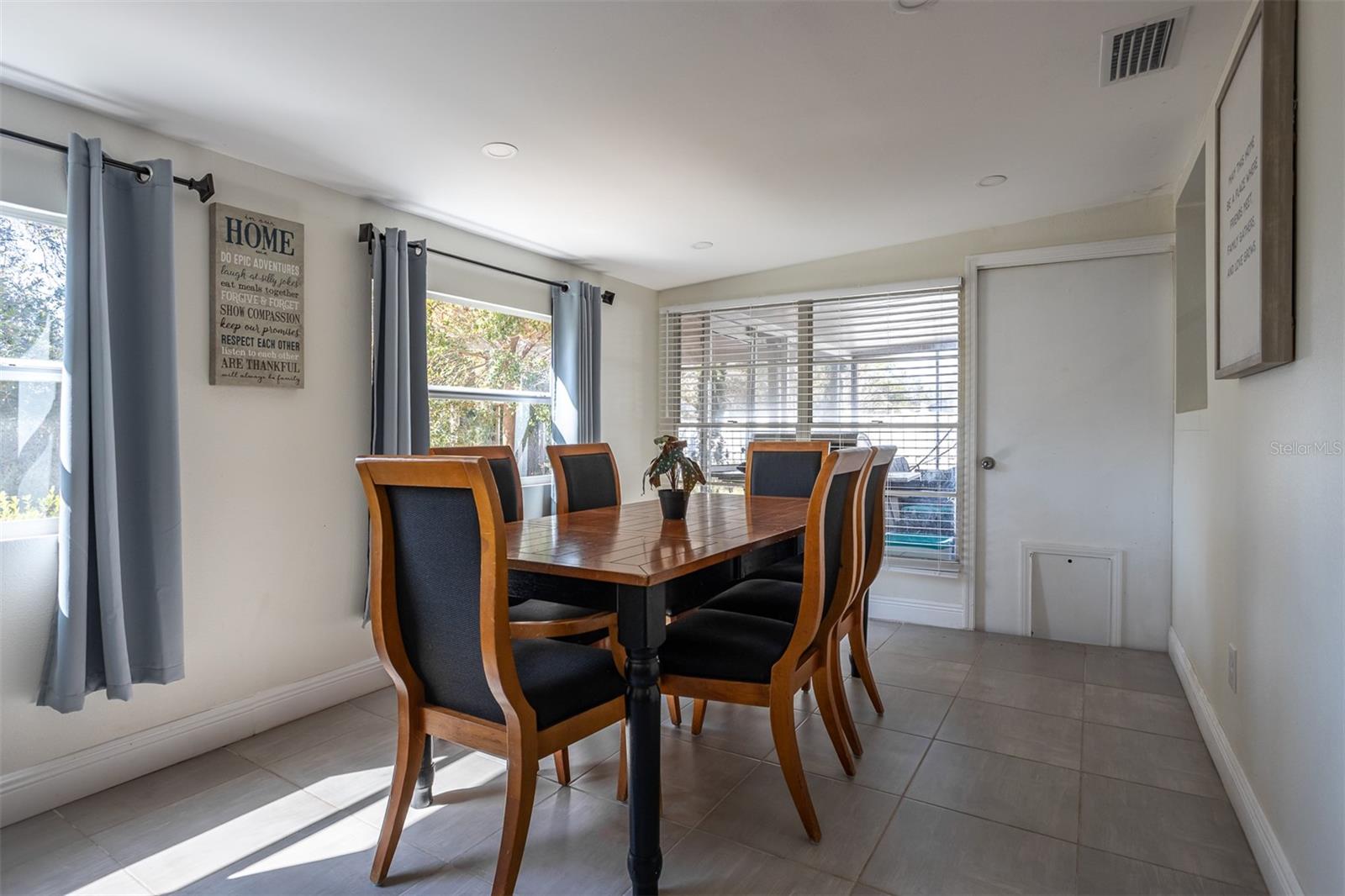 Image 27 of 38 For 806 Chadsworth Avenue