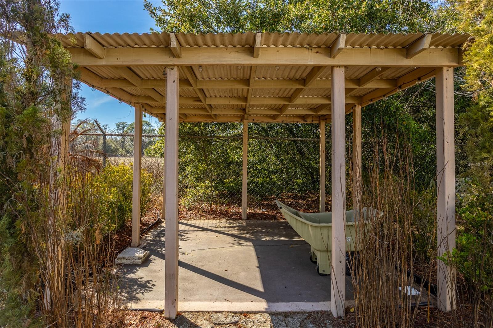 Image 32 of 38 For 806 Chadsworth Avenue