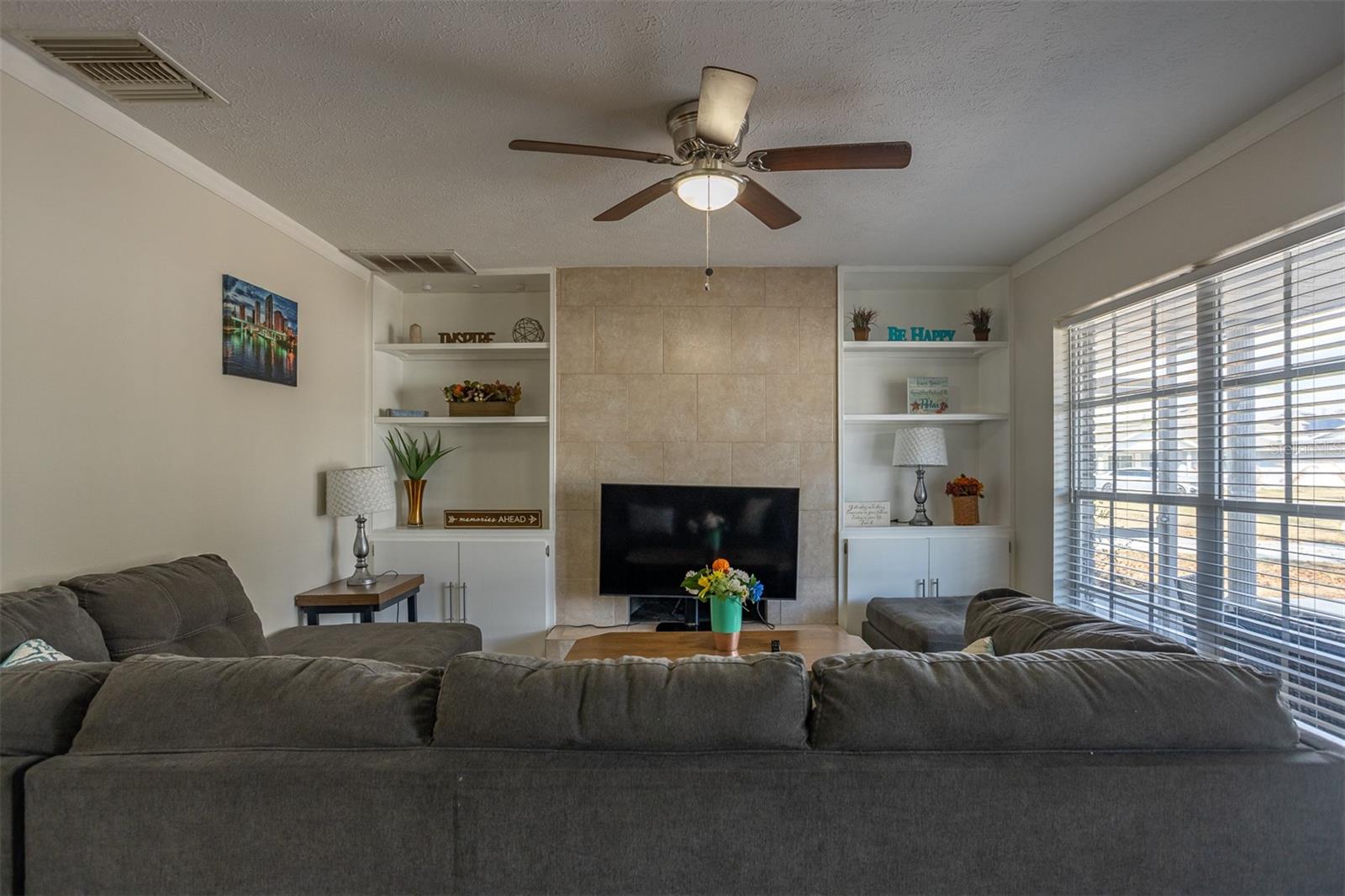 Image 5 of 38 For 806 Chadsworth Avenue