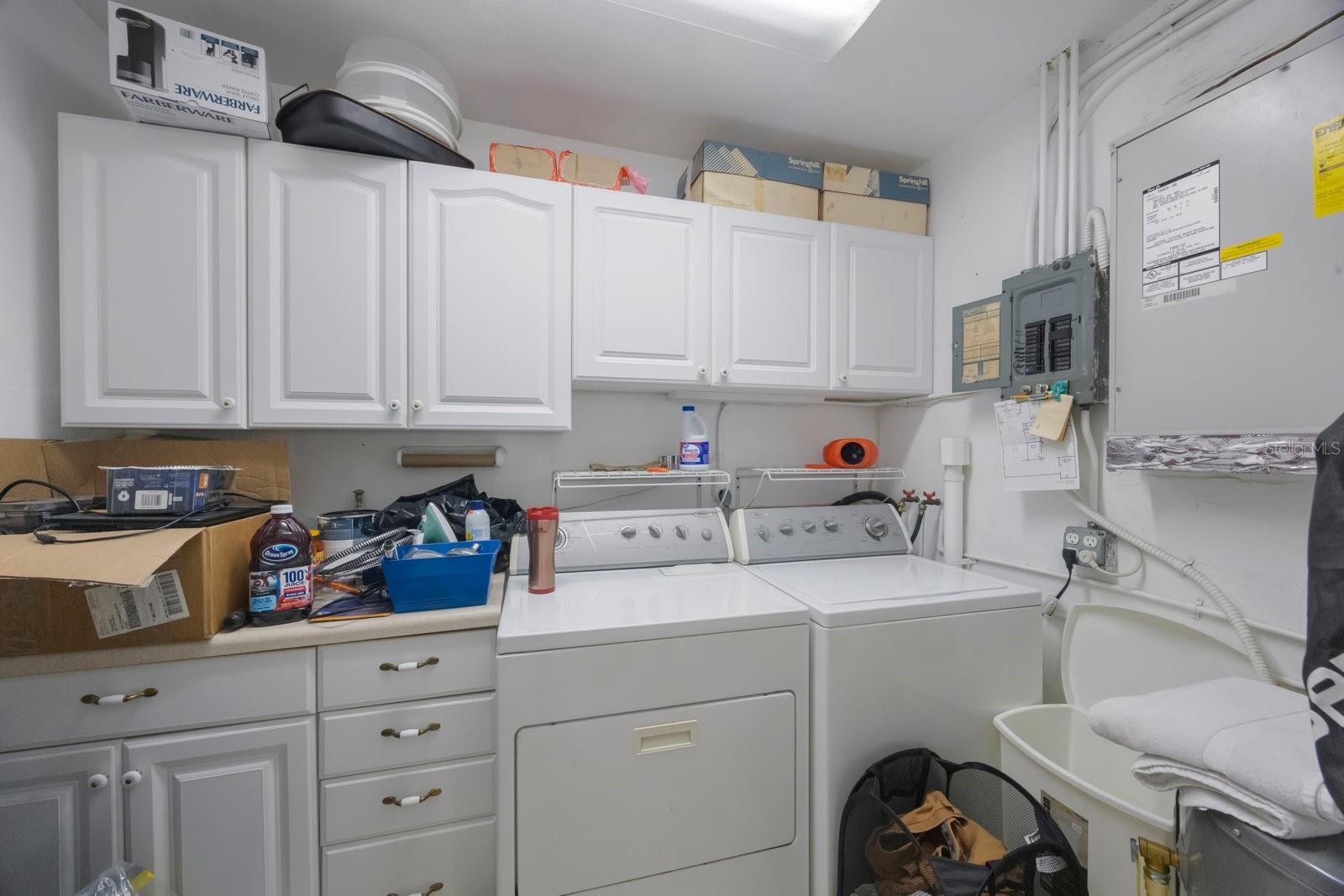 Image 22 of 29 For 9945 47th Ave N 203