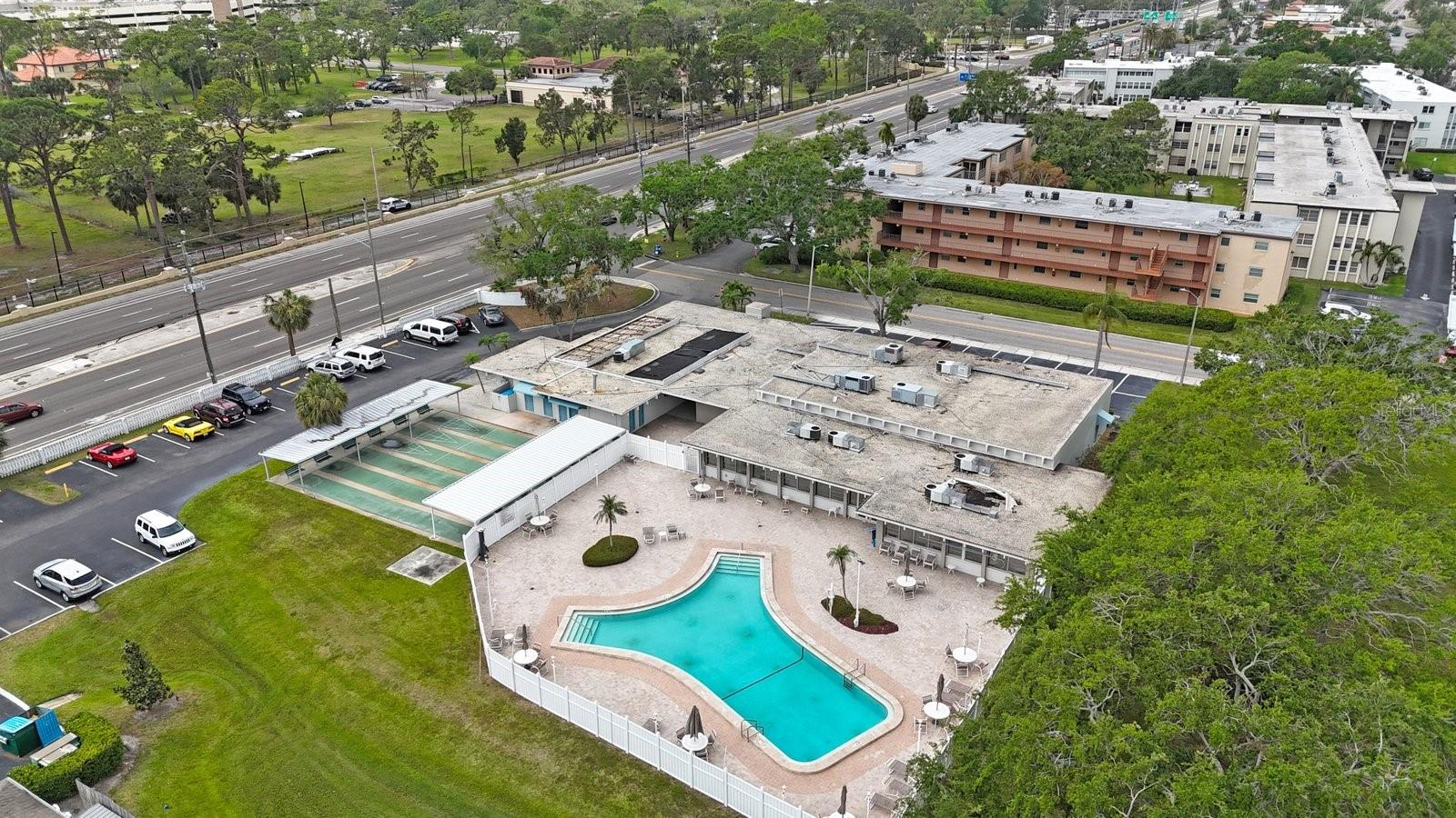 Image 25 of 29 For 9945 47th Ave N 203