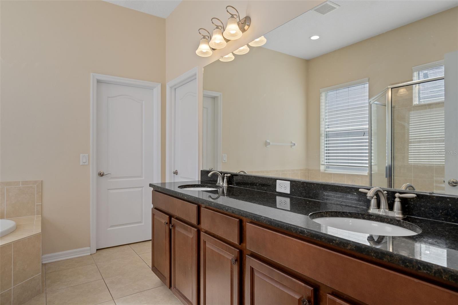 Image 36 of 66 For 4206 Windcrest Drive