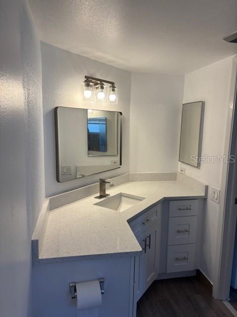 Image 35 of 41 For 2333 Feather Sound Drive A107