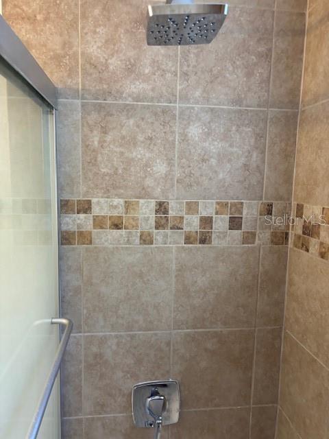 Image 37 of 41 For 2333 Feather Sound Drive A107