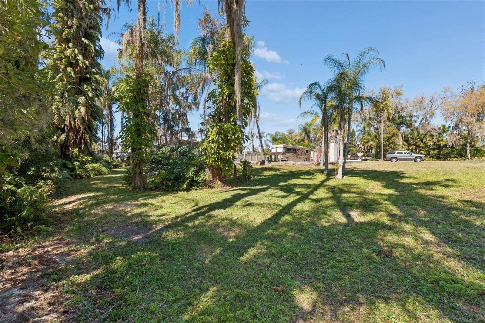 Image 17 of 41 For 16515 Lake Church Drive