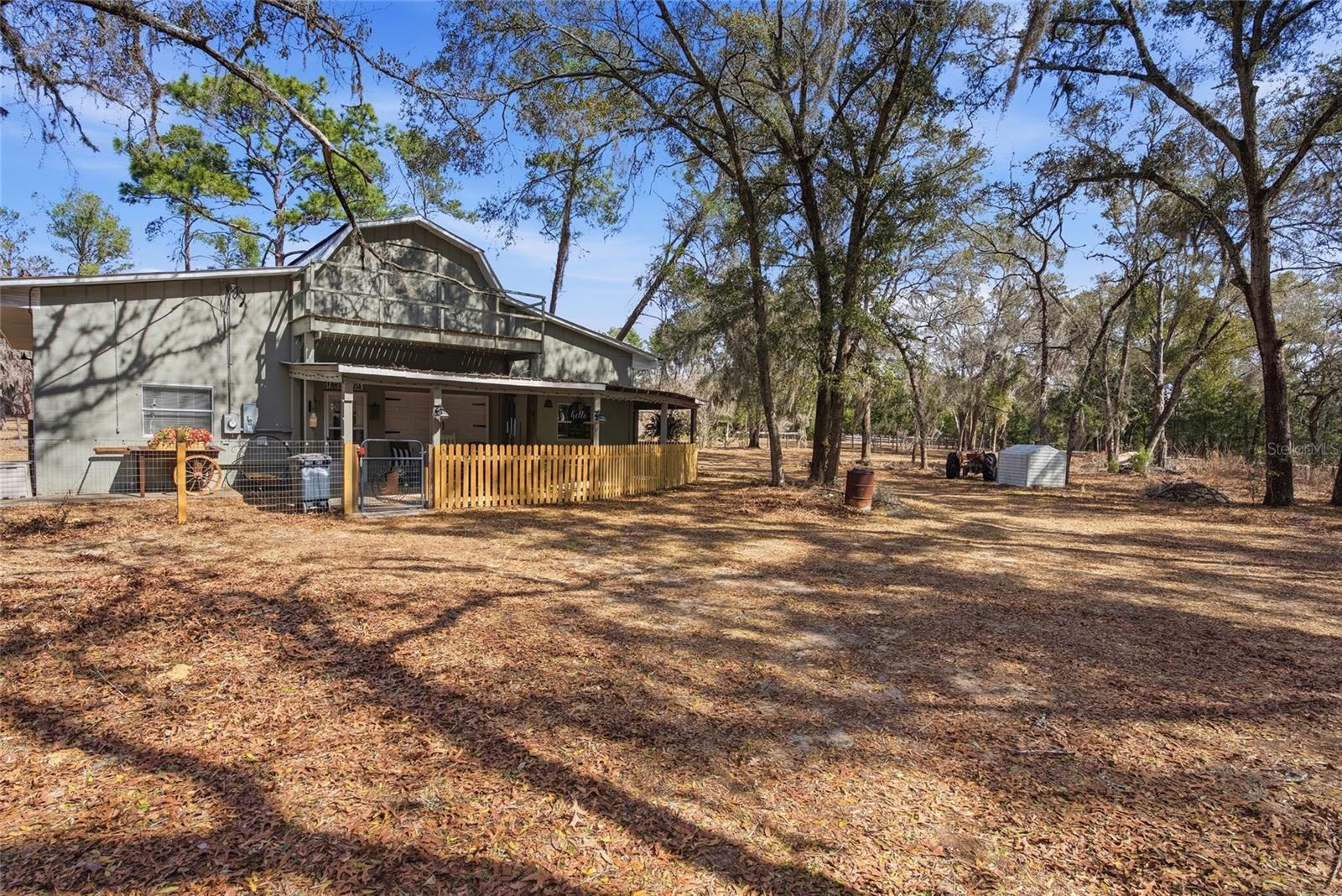 Image 2 of 37 For 11968 Oakview Avenue