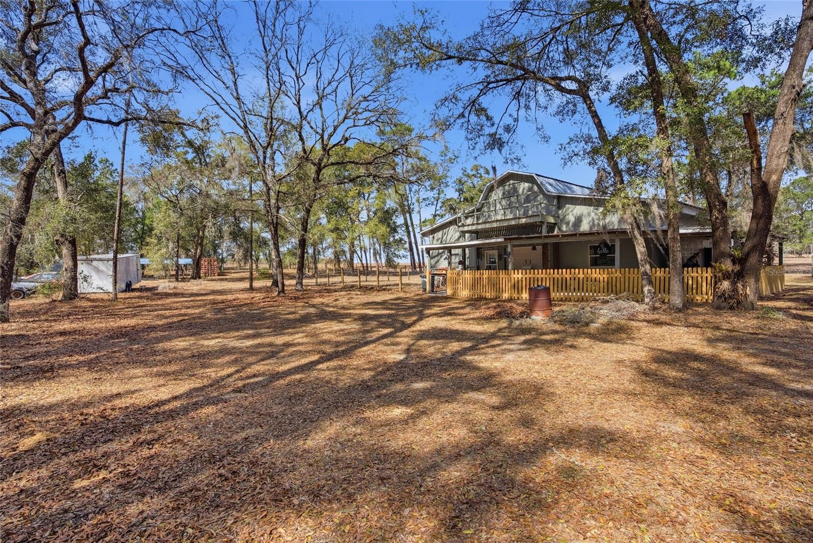 Image 3 of 37 For 11968 Oakview Avenue