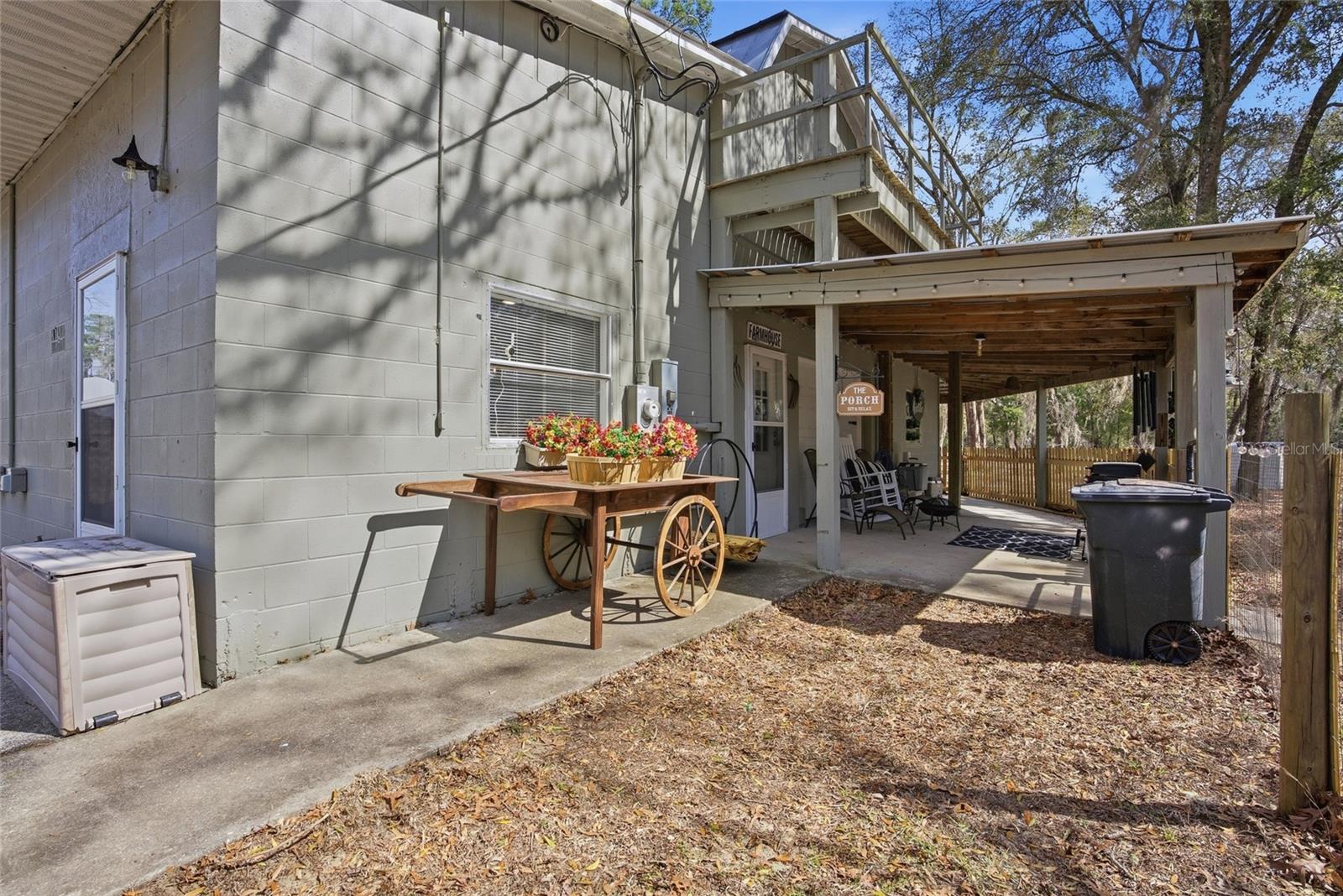 Image 4 of 37 For 11968 Oakview Avenue