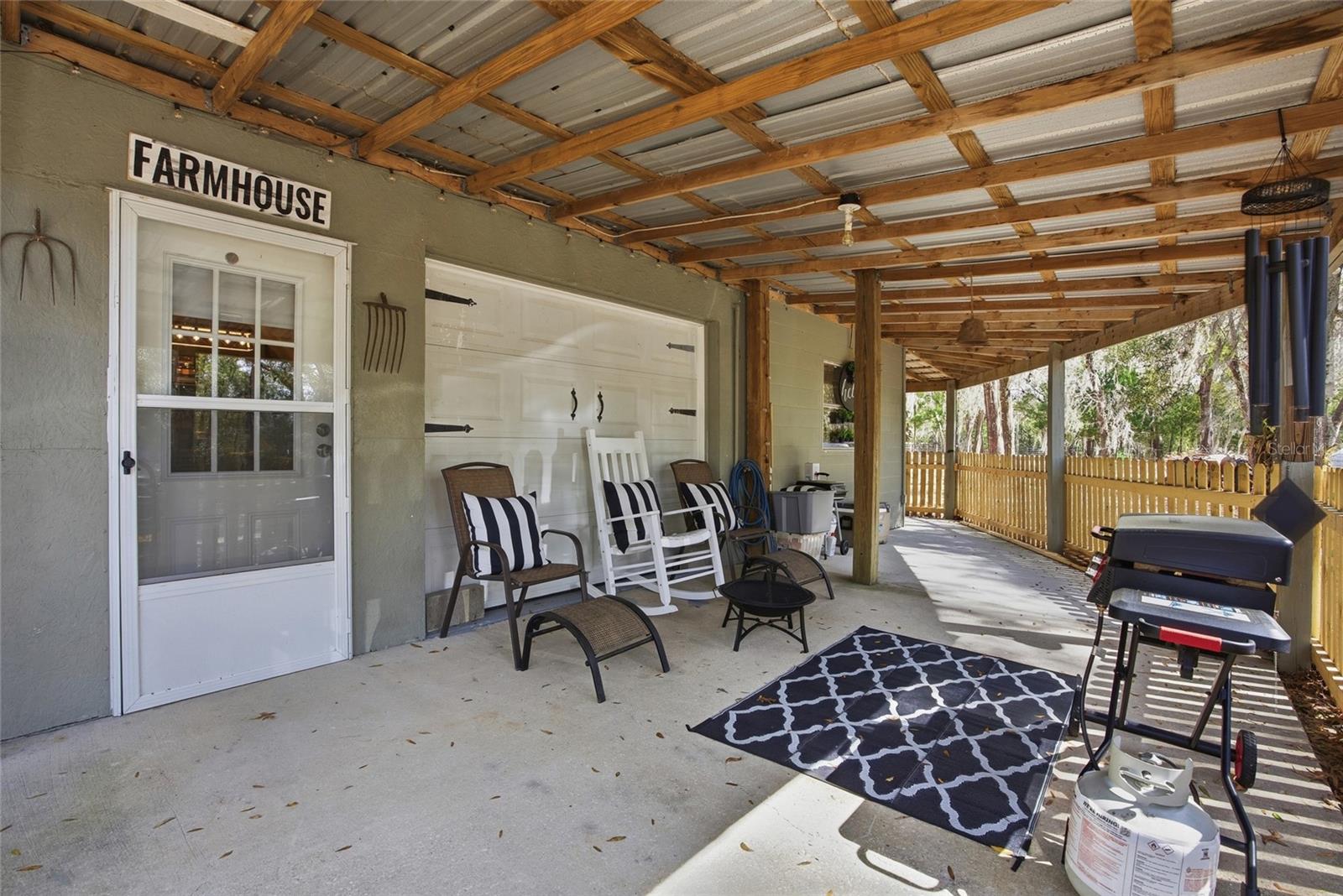 Image 6 of 37 For 11968 Oakview Avenue