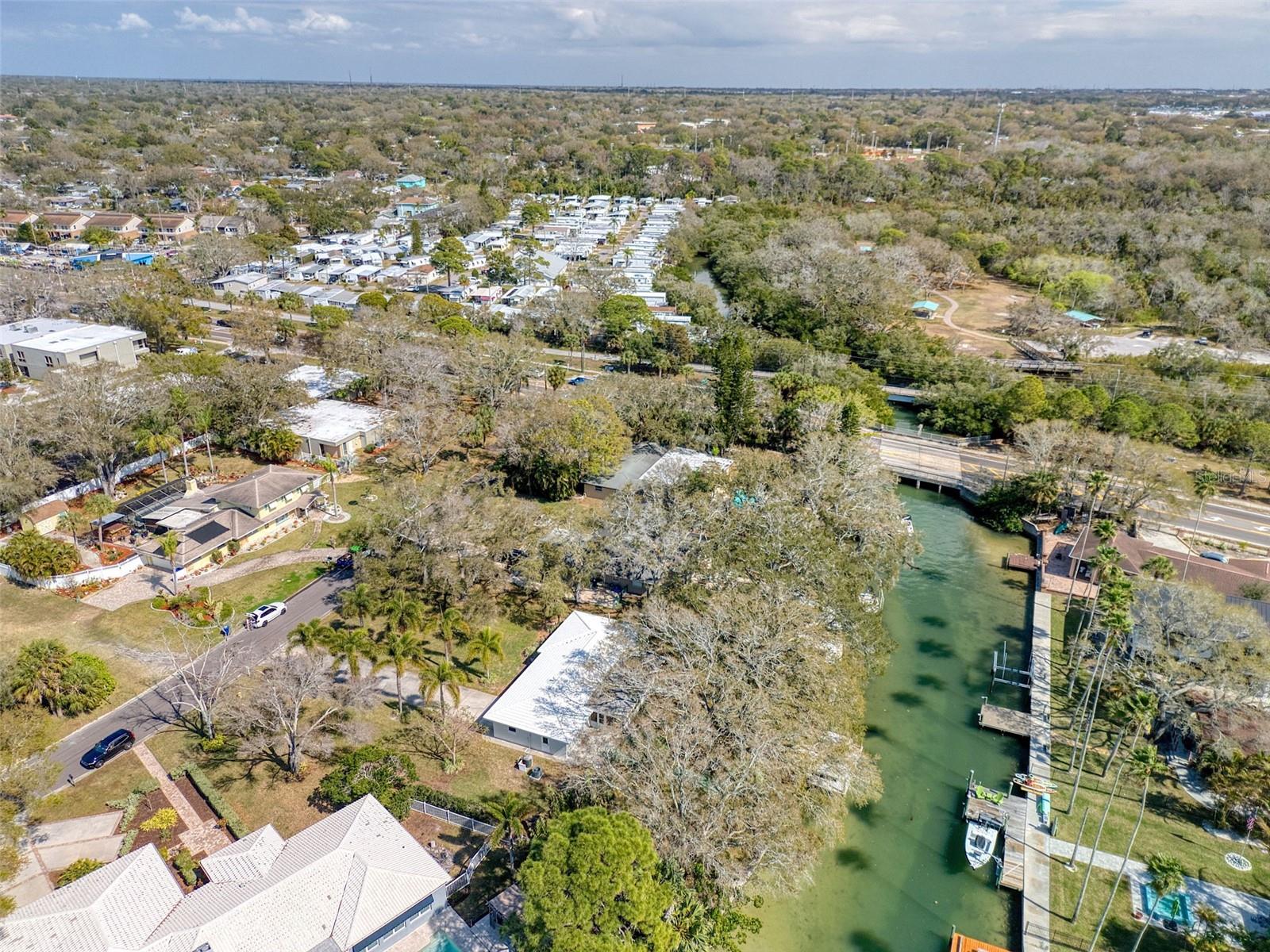 Listing photo id 17 for 5 Shore Drive