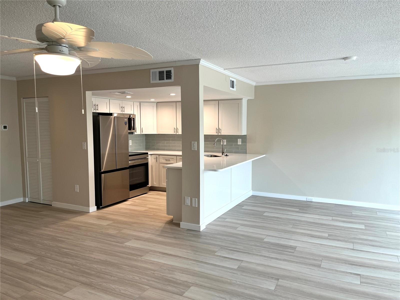 Image 12 of 65 For 661 Poinsettia Avenue 109