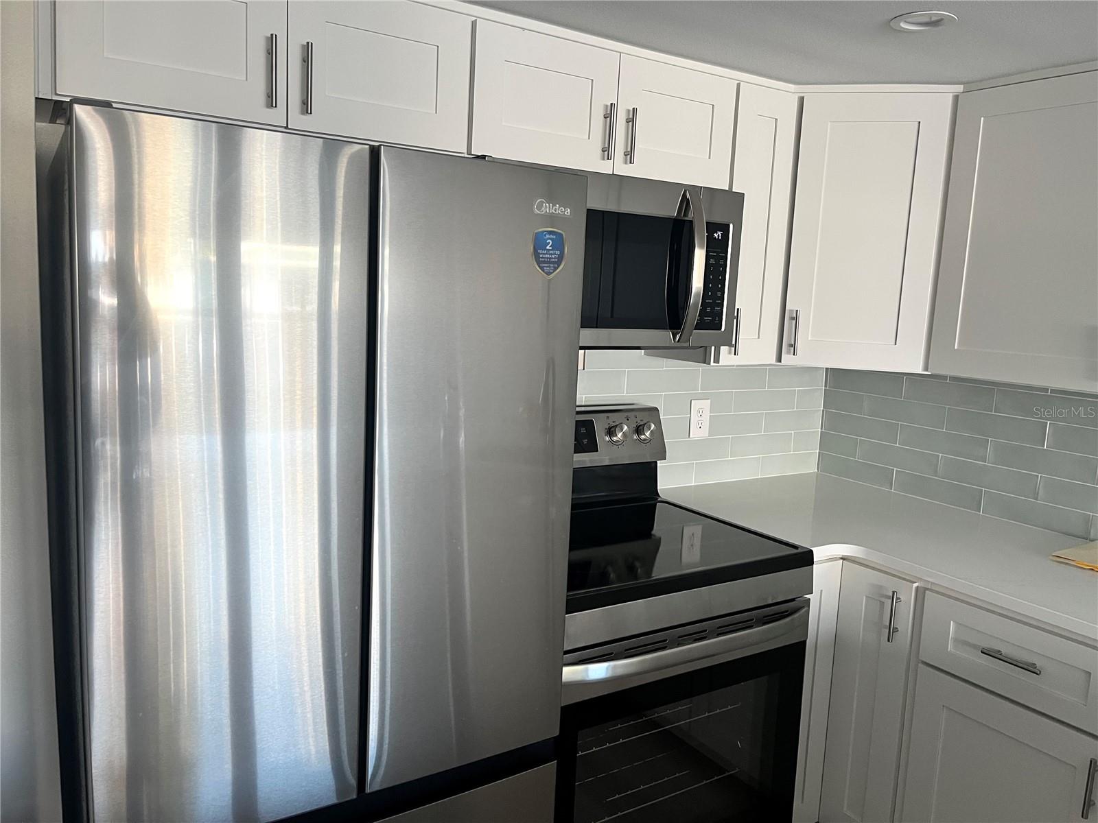 Image 24 of 65 For 661 Poinsettia Avenue 109