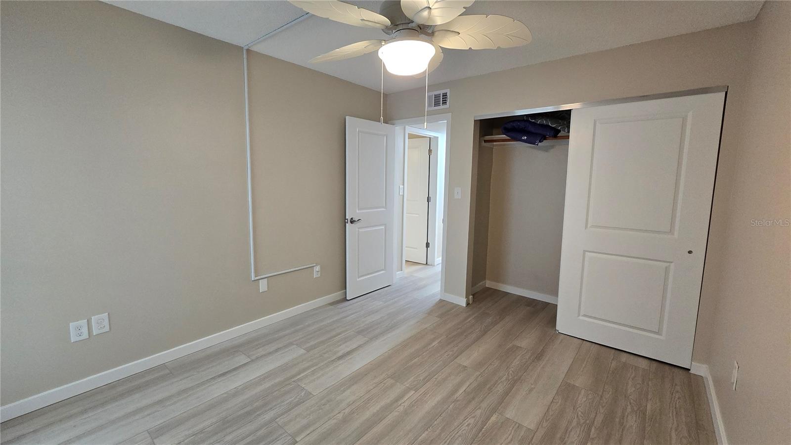 Image 35 of 65 For 661 Poinsettia Avenue 109