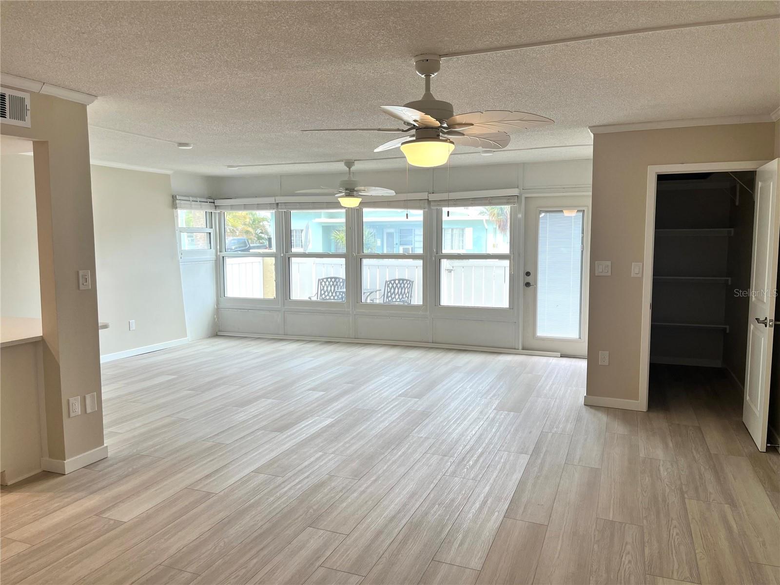 Image 6 of 65 For 661 Poinsettia Avenue 109